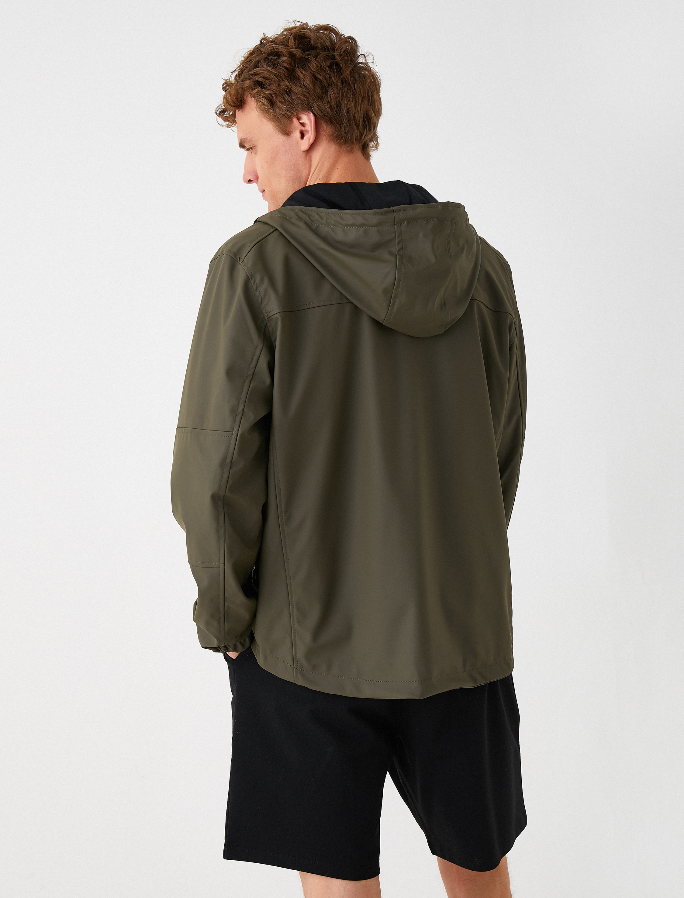   Deri Görünümlü Yağmurluk Kapşonlu Su Geçirmez