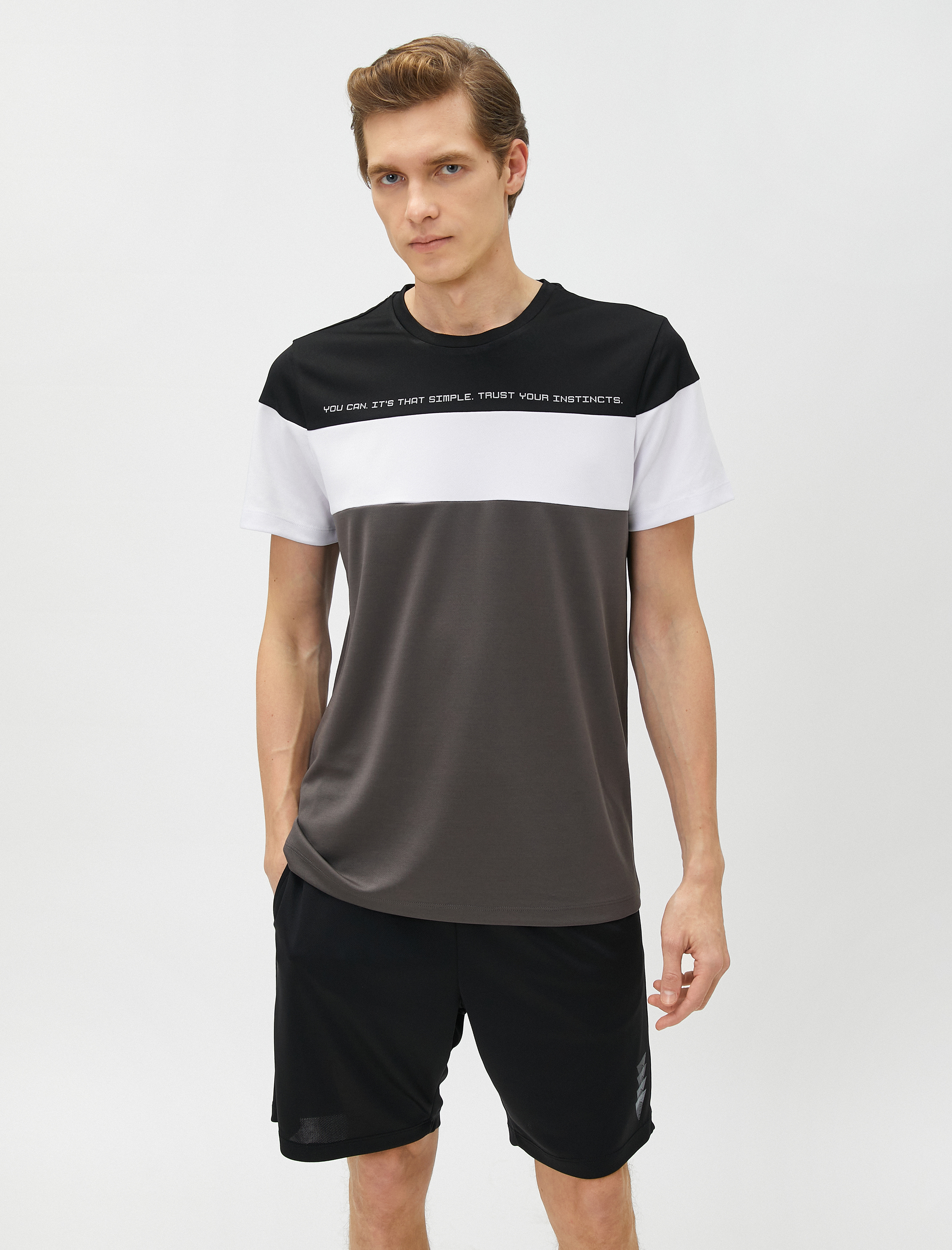   Spor Tişört Slogan Baskılı Renk Bloklu Bisiklet Yaka