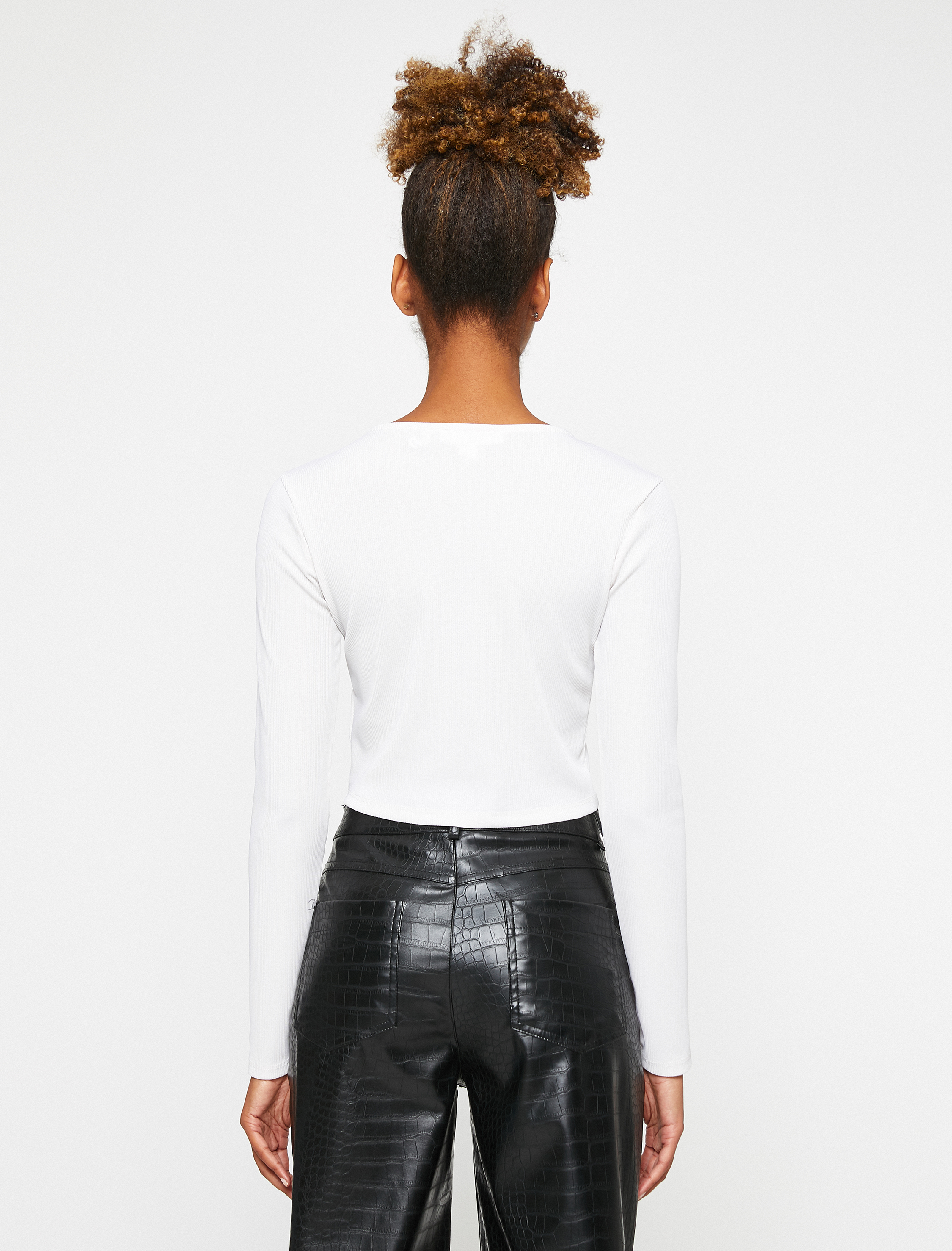   Uzun Kollu Tişört Crop Önü Bağlamalı