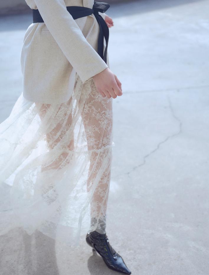  Dantelli Uzun Elbise Askılı Kalp Yaka