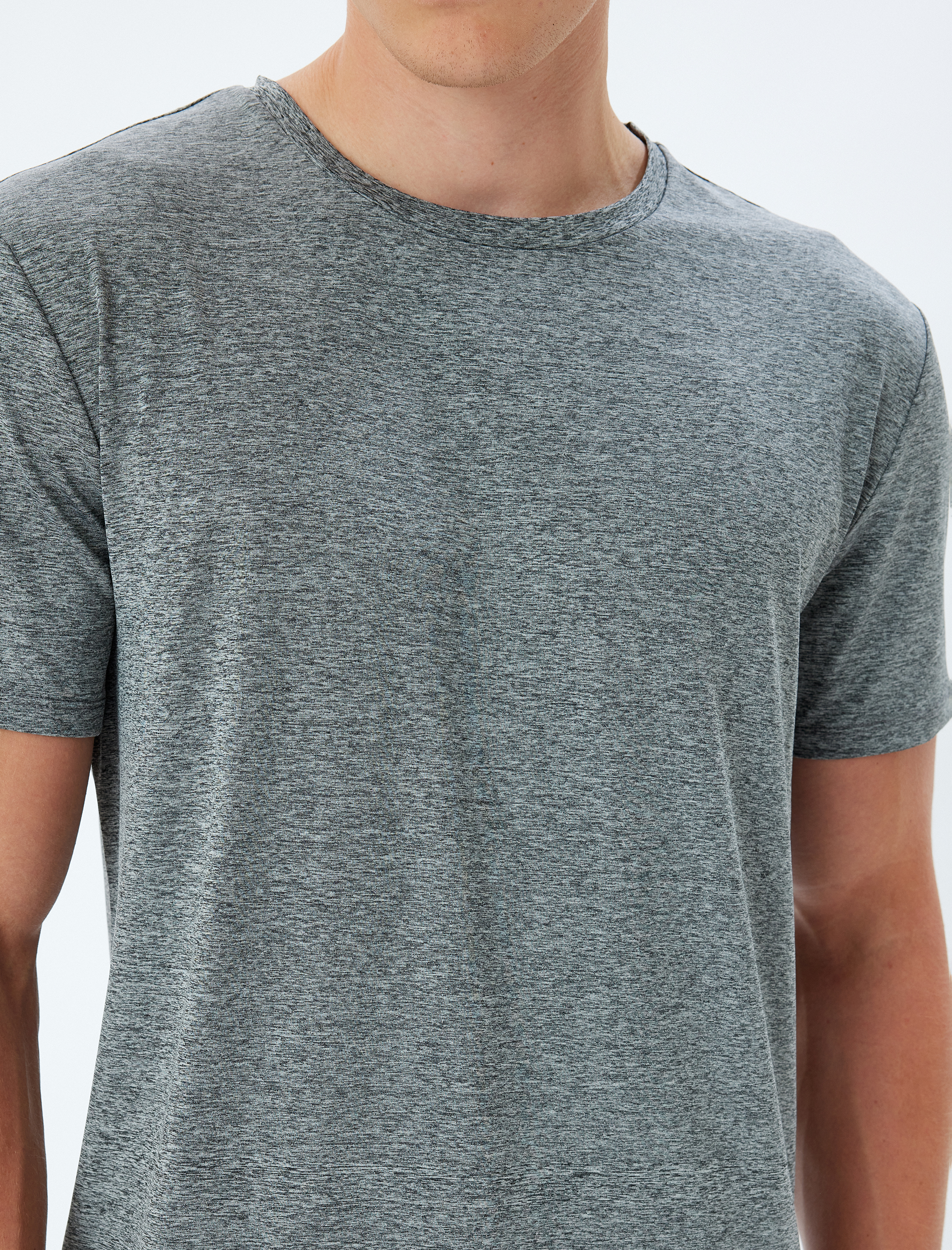   Basic Bisiklet Yaka Kısa Kollu Spor Tişört