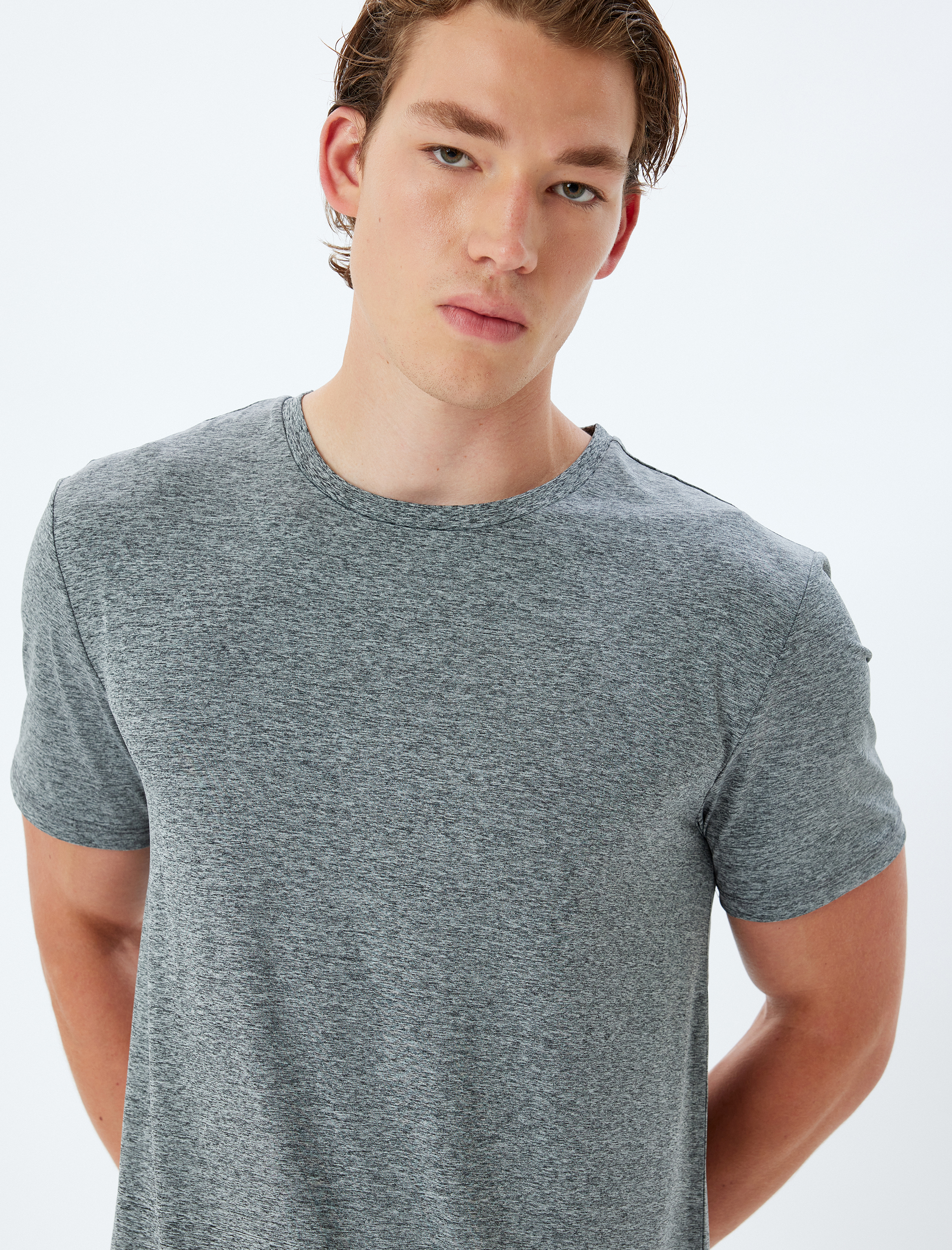   Basic Bisiklet Yaka Kısa Kollu Spor Tişört