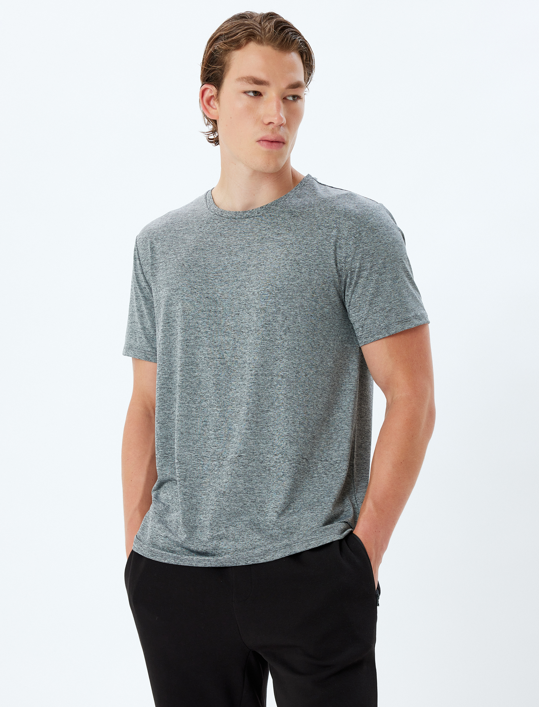   Basic Bisiklet Yaka Kısa Kollu Spor Tişört