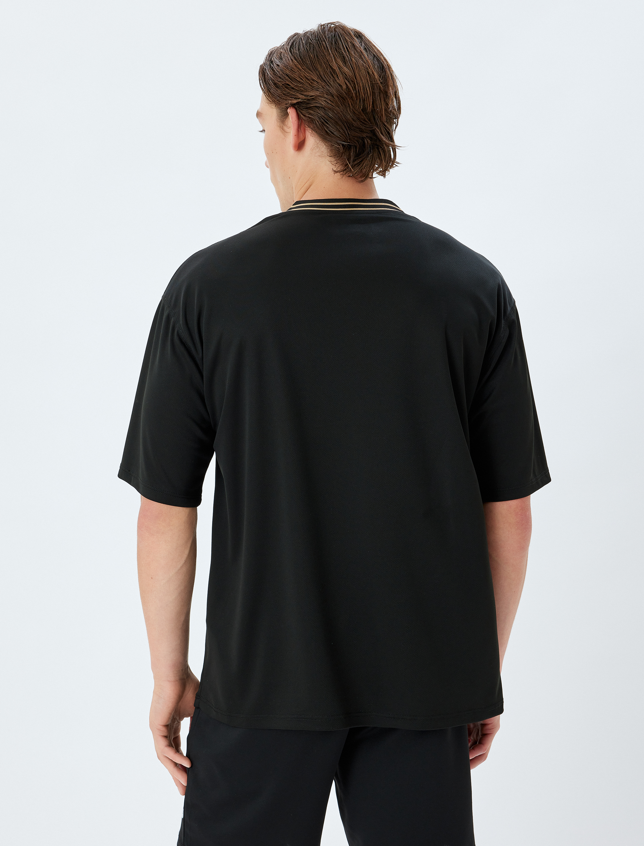   Slogan Baskılı V Yaka Kısa Kollu Oversize Spor Tişört