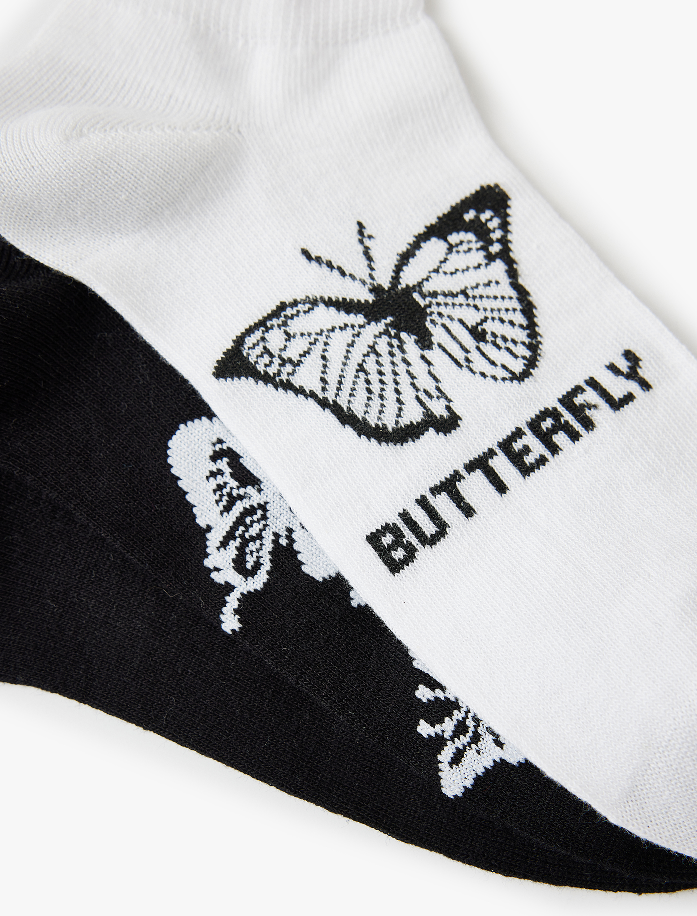  Kadın 3'lü Patik Çorap Seti Kelebek Desenli Çok Renkli