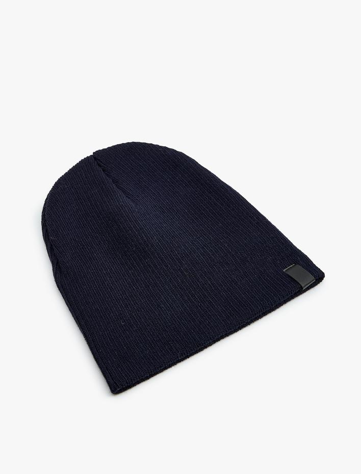 Erkek Basic Bere Etiket Detaylı