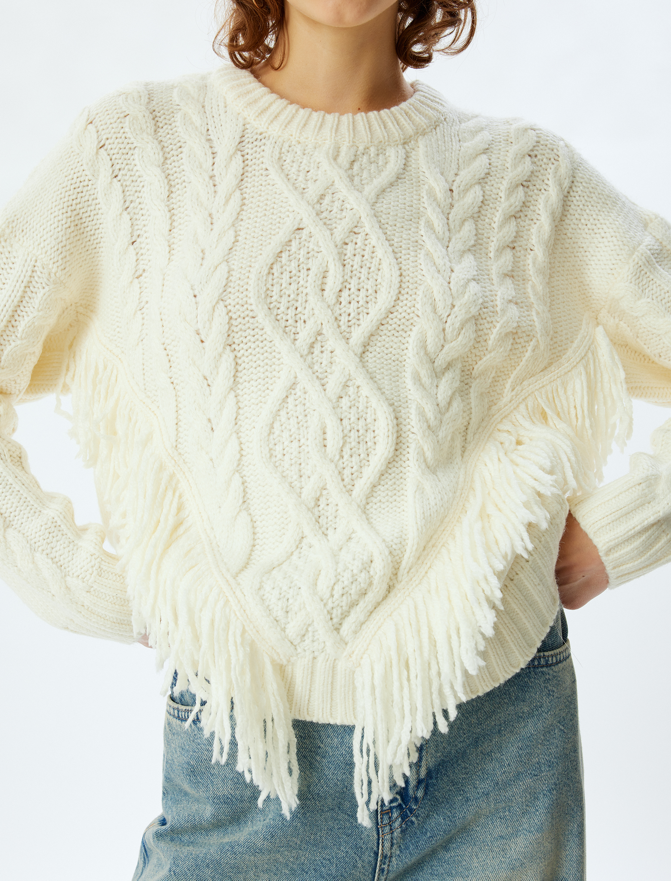   Bisiklet Yaka Kazak Triko Püskül Detaylı Örgü Dokulu Uzun Kollu