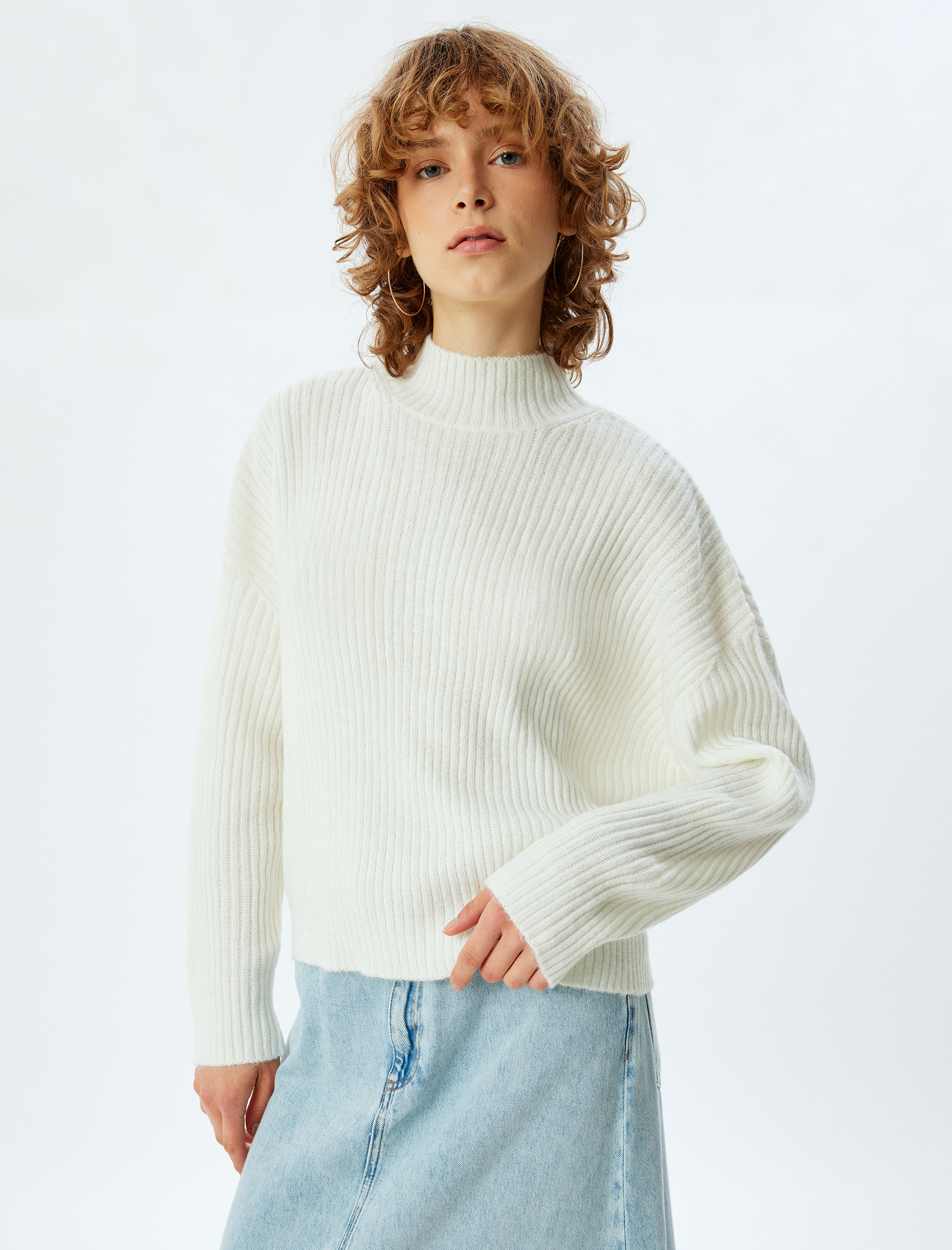   Oversize Triko Kazak Dik Yaka Uzun Kollu Dokulu