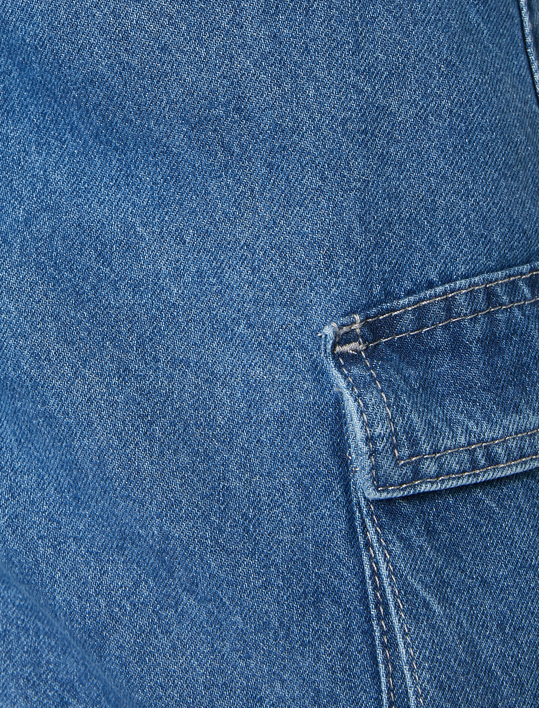 Fermuar Detaylı Askılı Cep Detaylı Jean Tulum