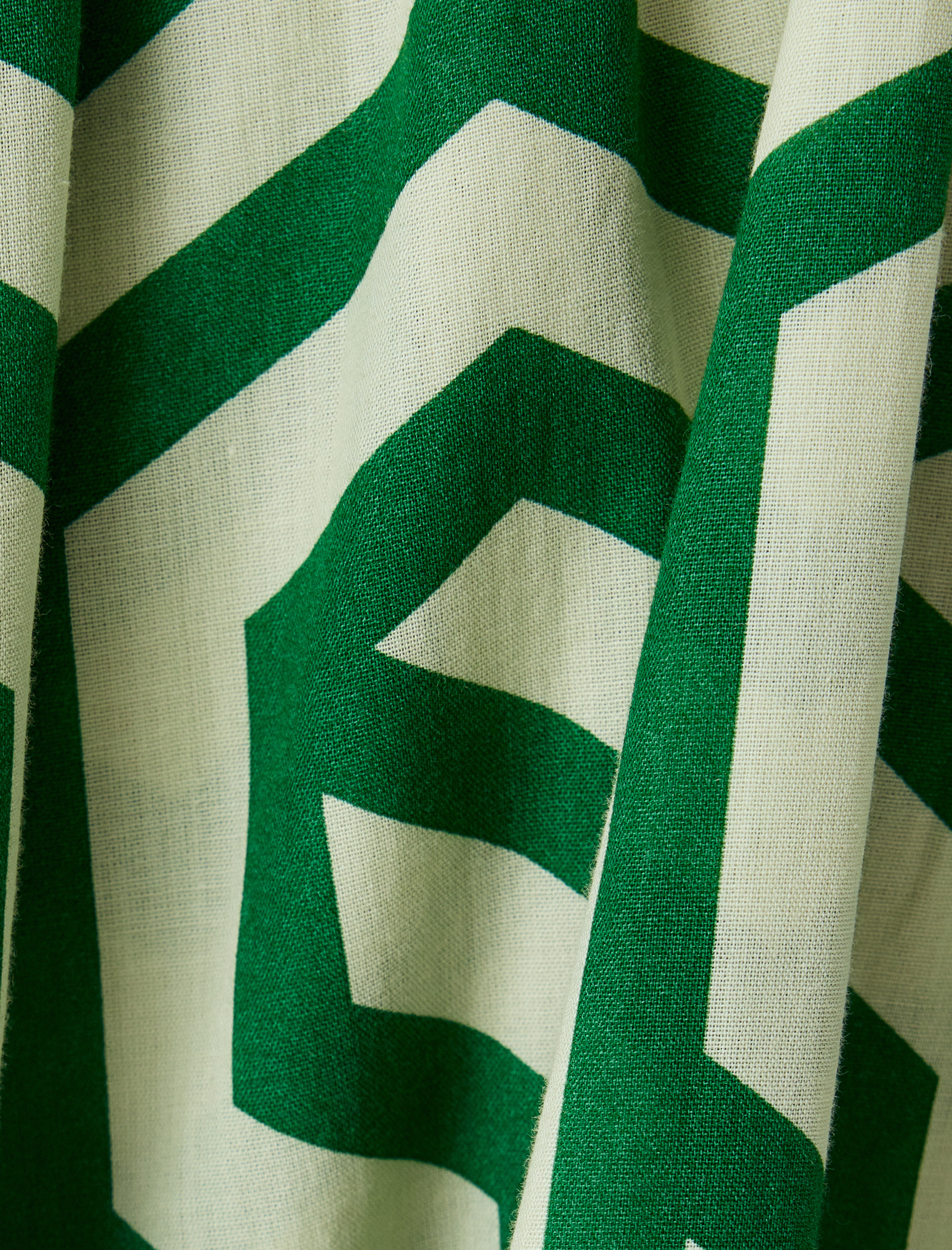   Uzun Halter Yaka Yazlık Elbise Astarsız Pencere Detaylı Geometrik Desenli Pamuklu