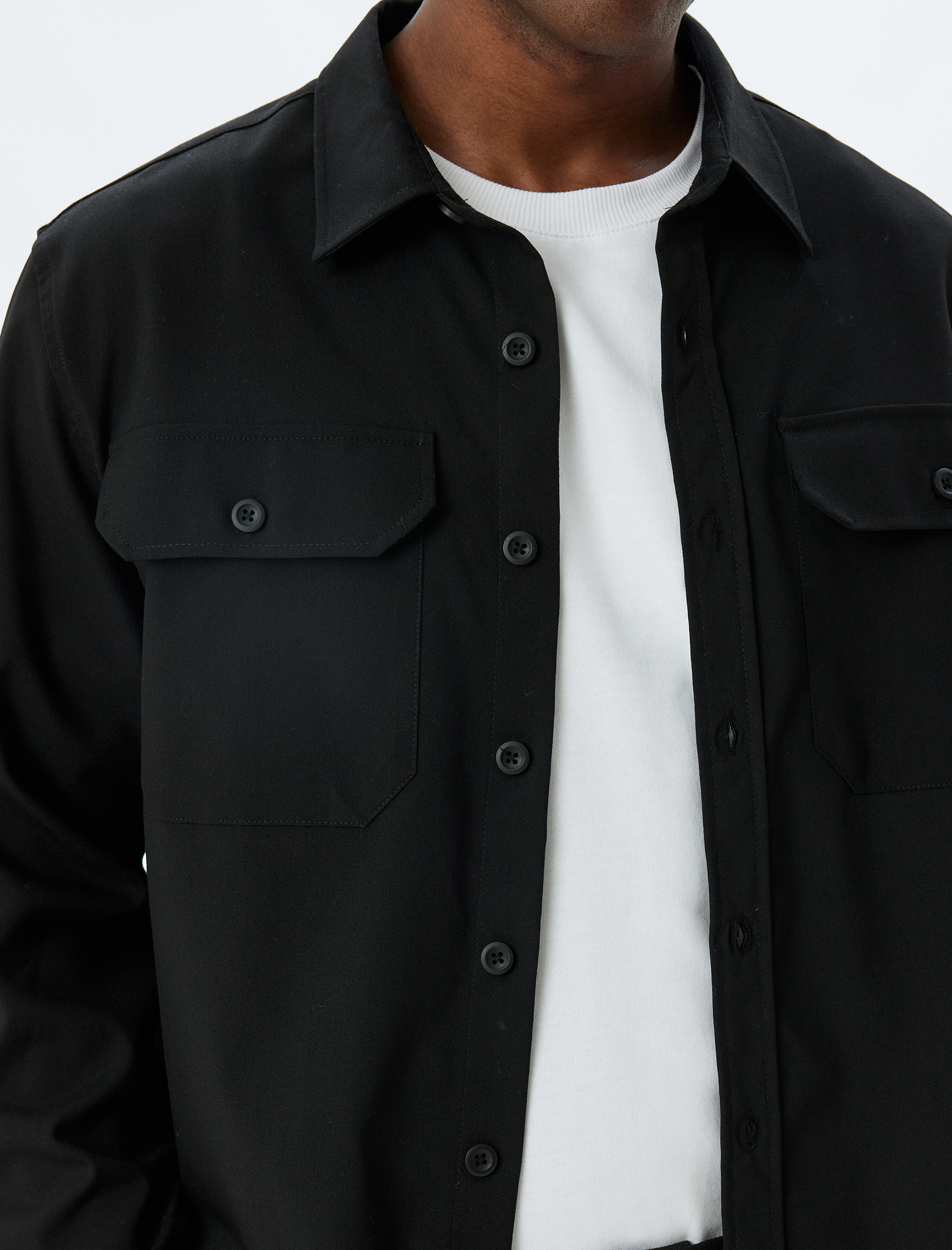   Uzun Kollu Gömlek Kapaklı Cep Detaylı Viskon Karışımlı Regular Fit