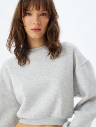 Basic Crop Sweatshirt Bisiklet Yaka Üç İplik Şardonlu