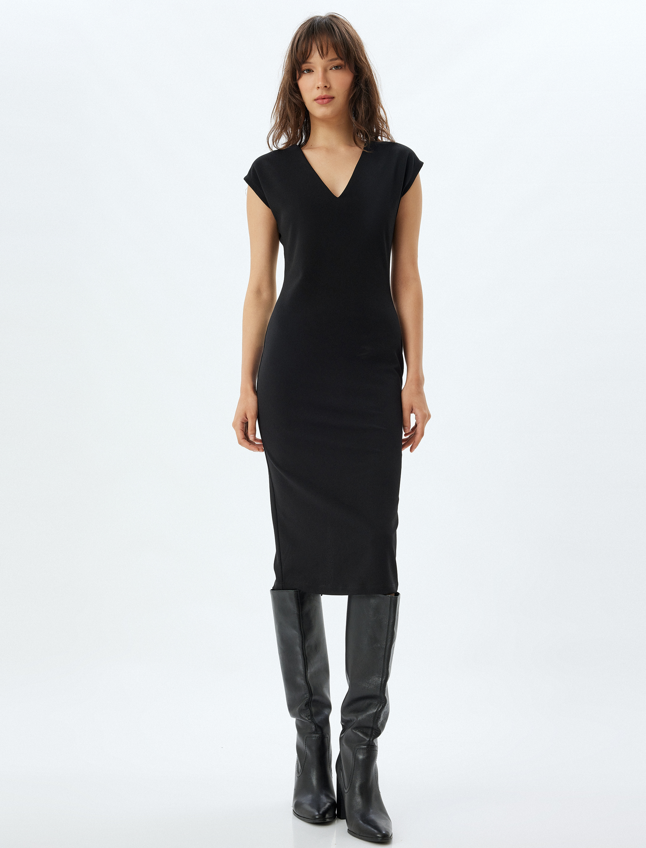 V Yaka Kolsuz Krep Scuba Kumaş Slim Fit Midi Boy Kalem Elbise