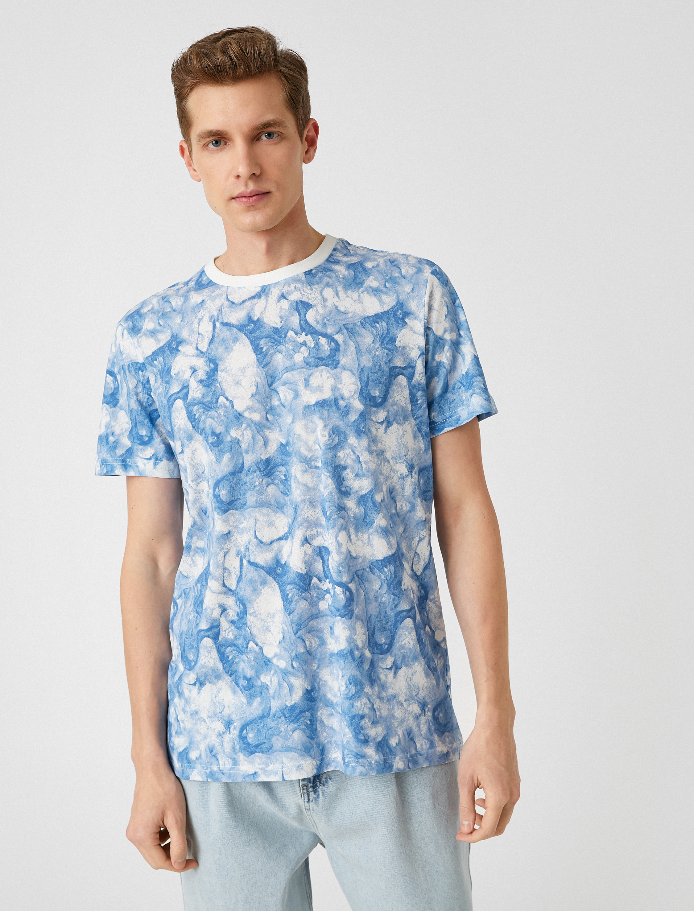   Sulu Boya Temalı Tişört