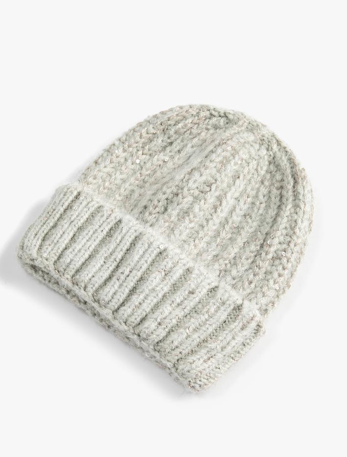 Kadın Lastikli Örgü Bere Kenarları Katlı