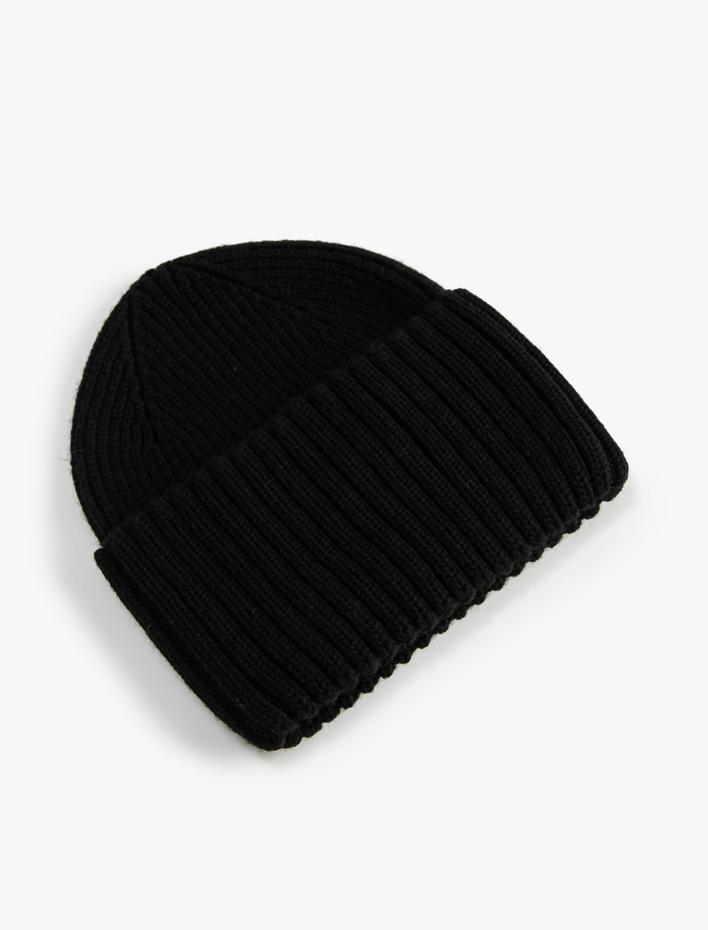 Kadın Lastikli Örgü Bere Kenarları Katlı