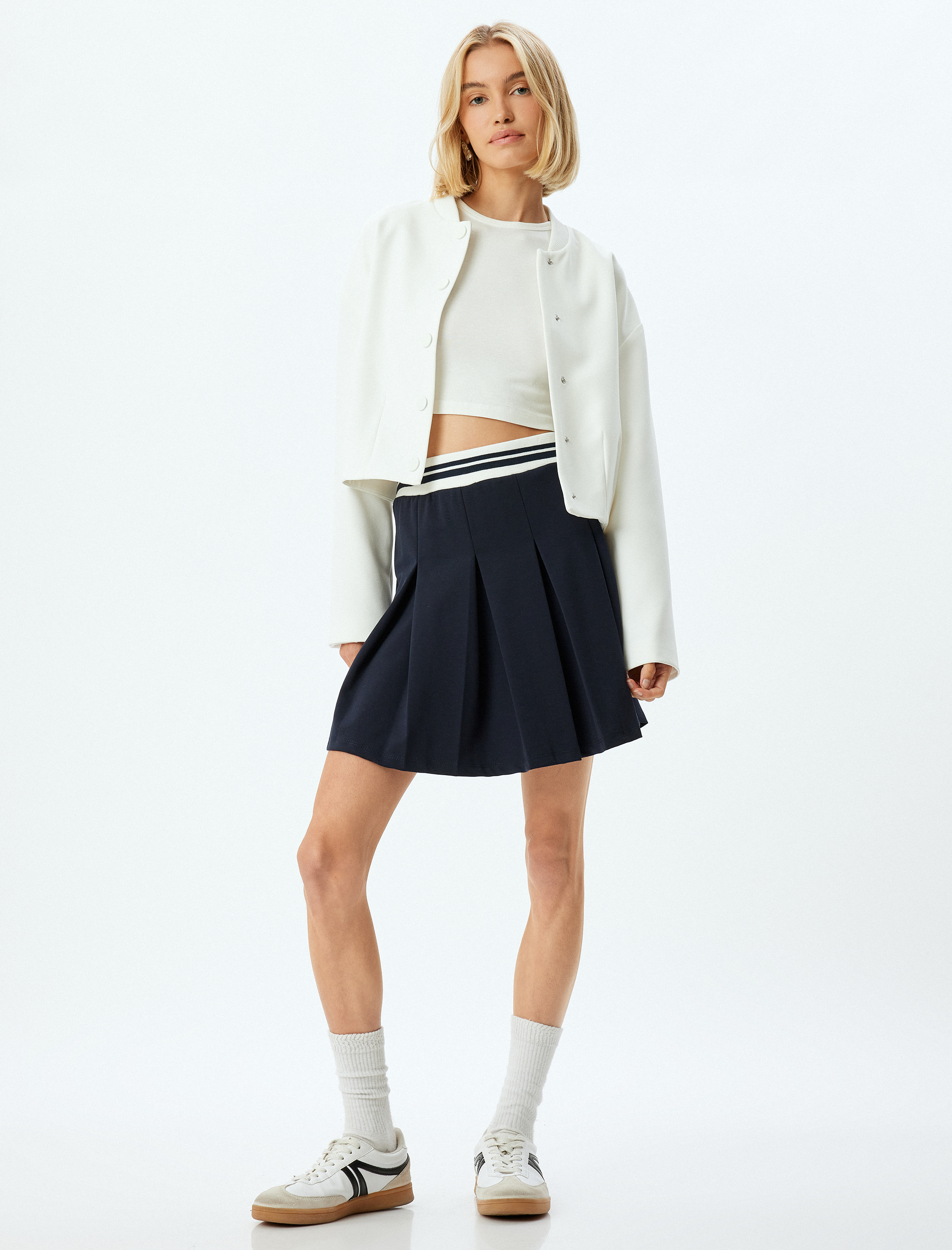   Lastik Detaylı Mini Pileli Etek