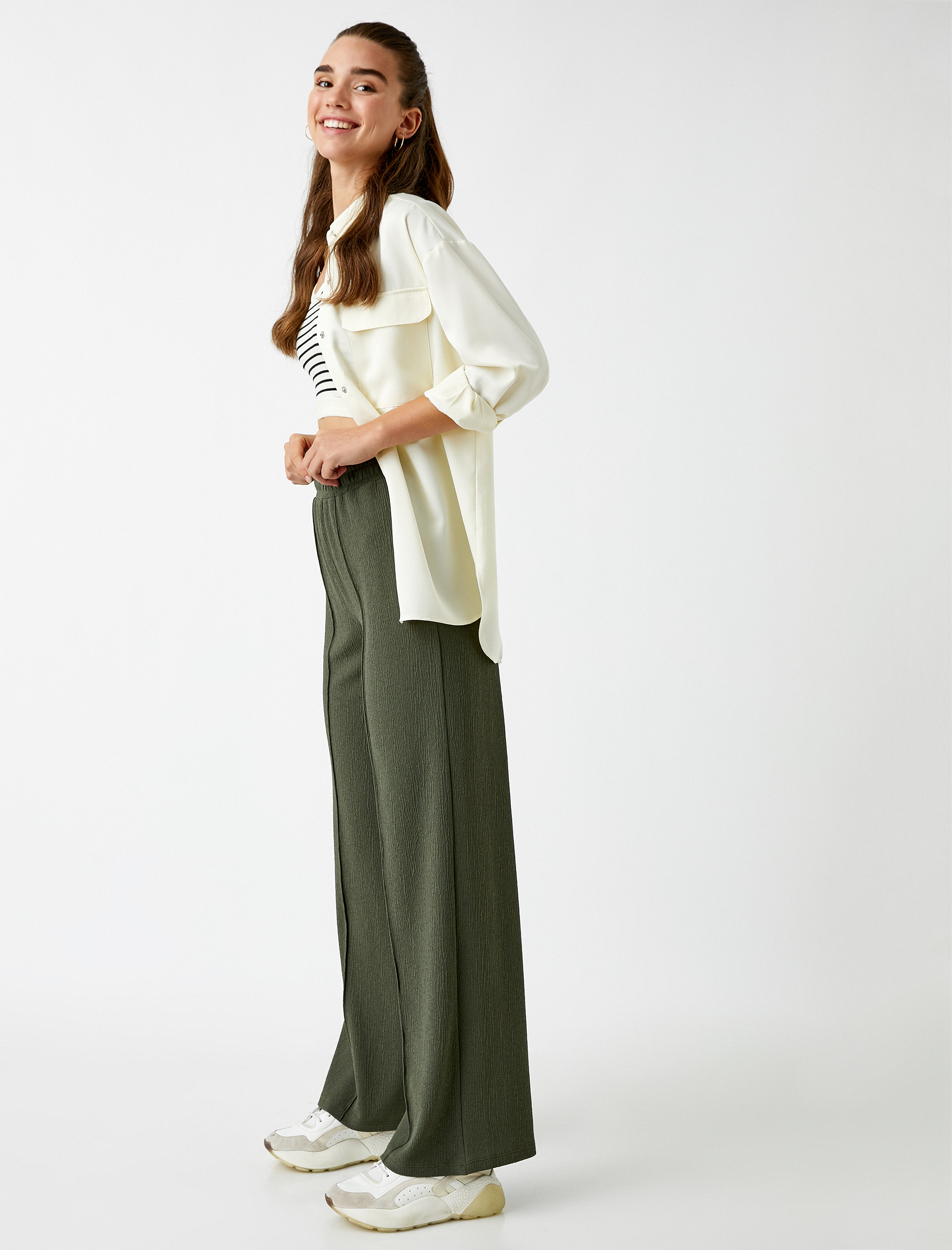   Bol Paça Eşofman Altı Önü Dikiş Çizgili