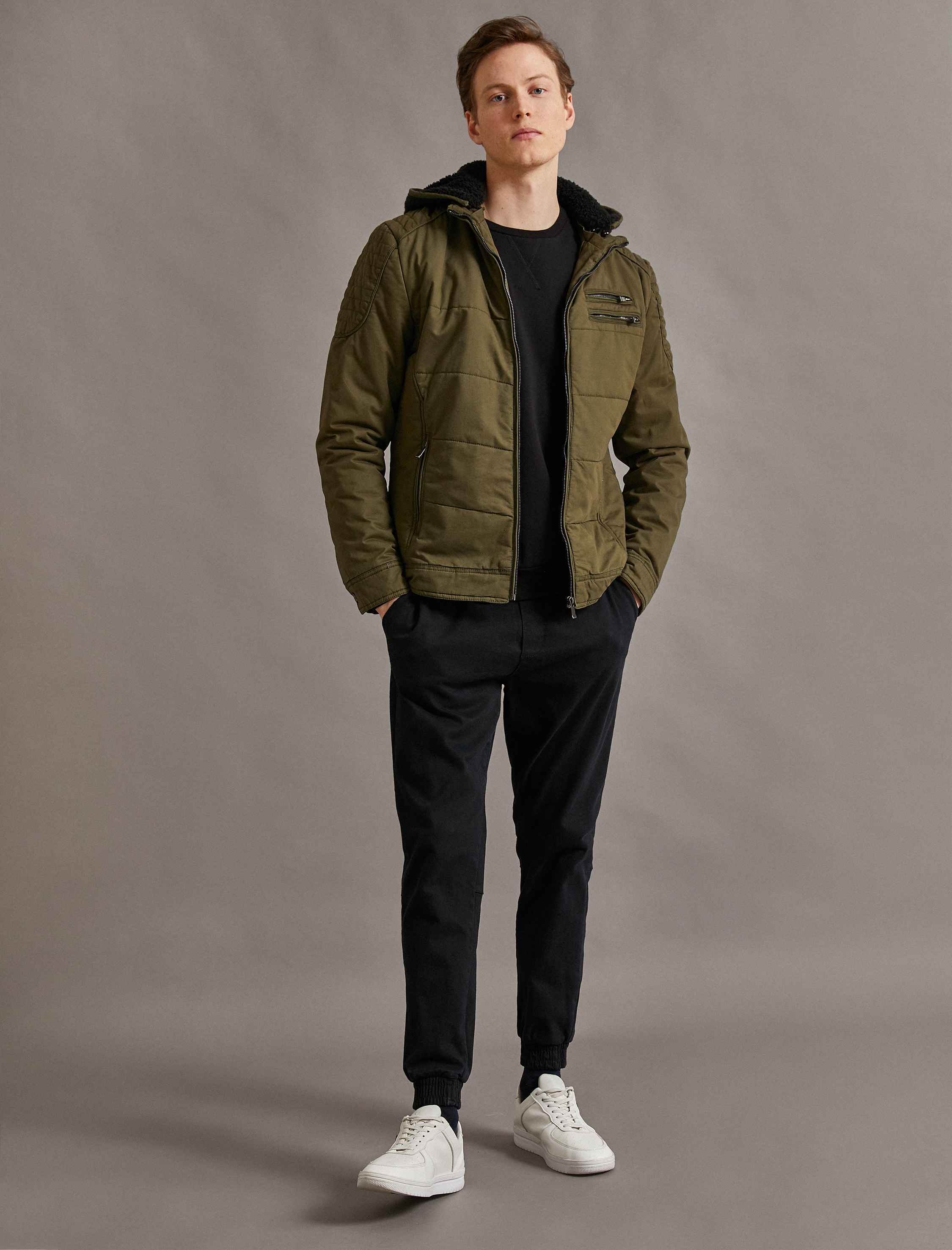   Kapüşonlu Ceket Fermuar Detaylı Pamuklu