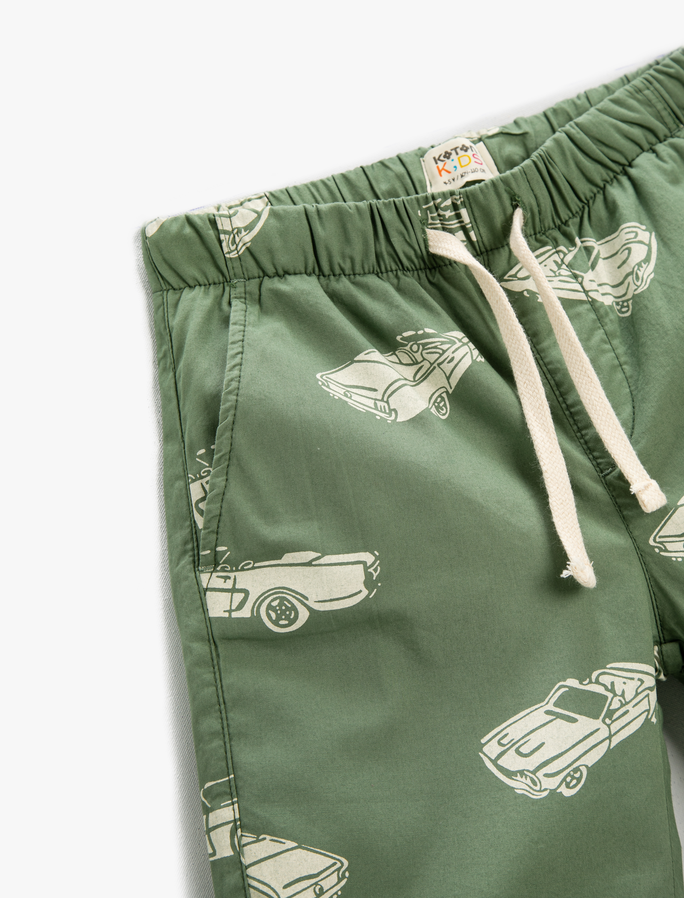  Erkek Çocuk Beli Bağcıklı Araba Baskılı Şort Pamuklu Cepli