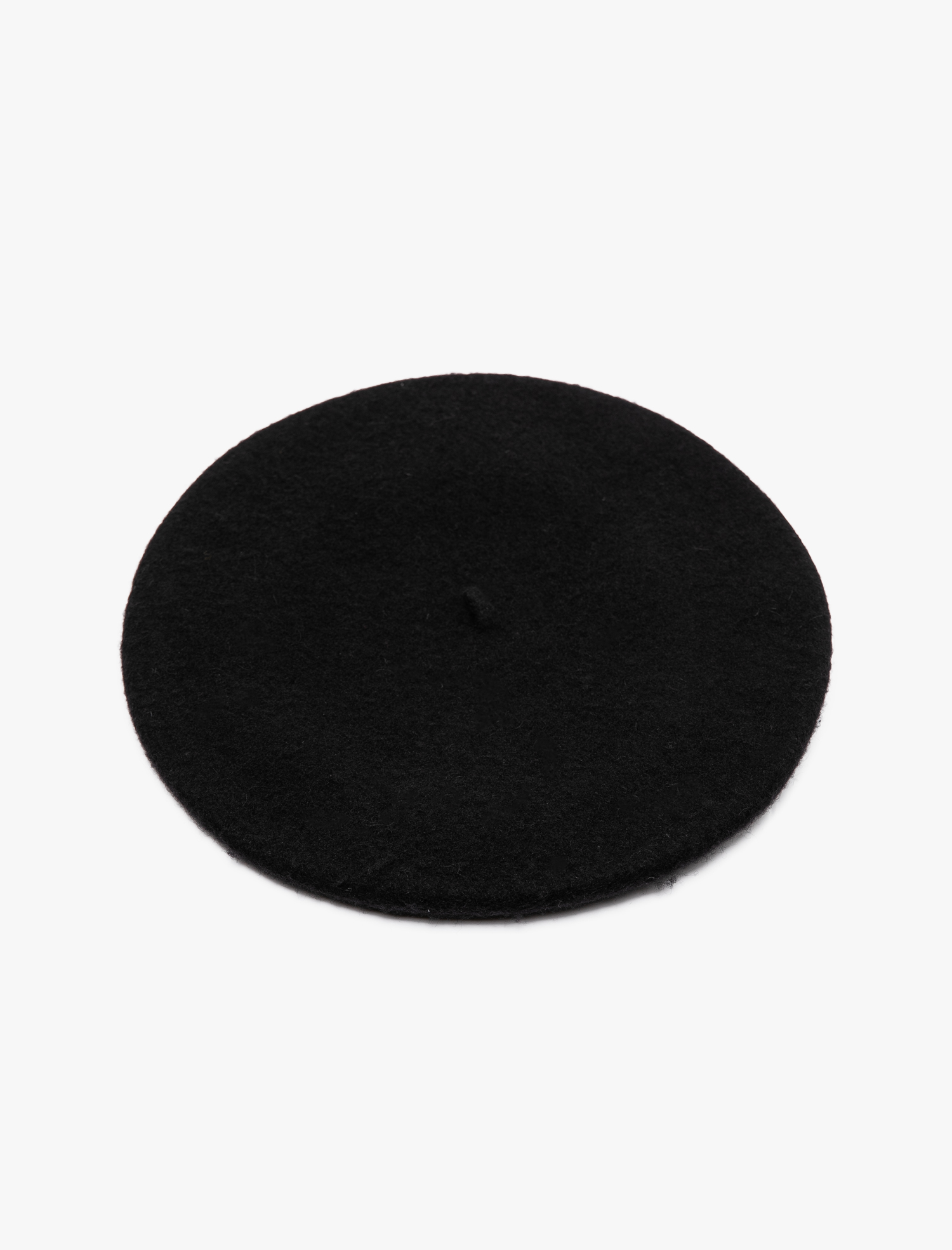 Kadın Ressam Bere Şapka