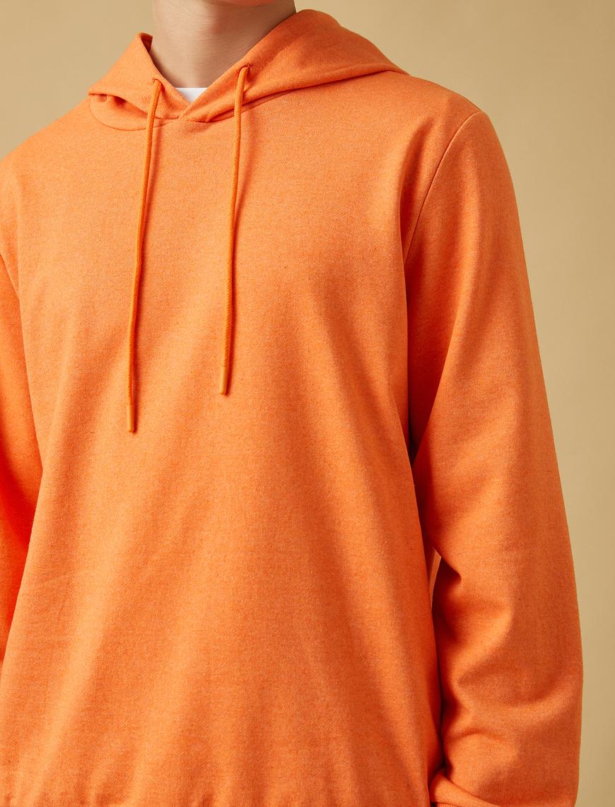   Basic Kapüşonlu Sweatshirt