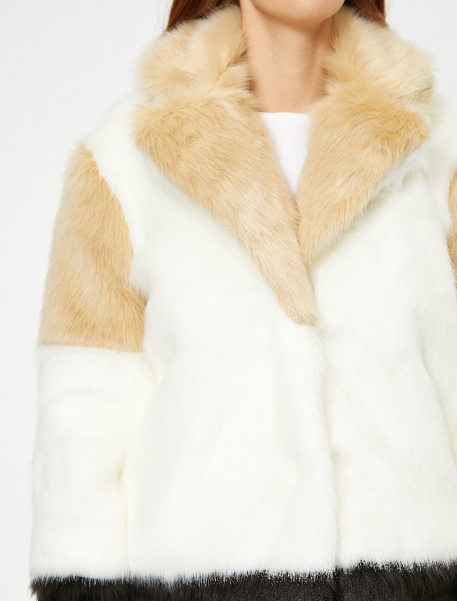 Suni Kürk Detaylı Kaban