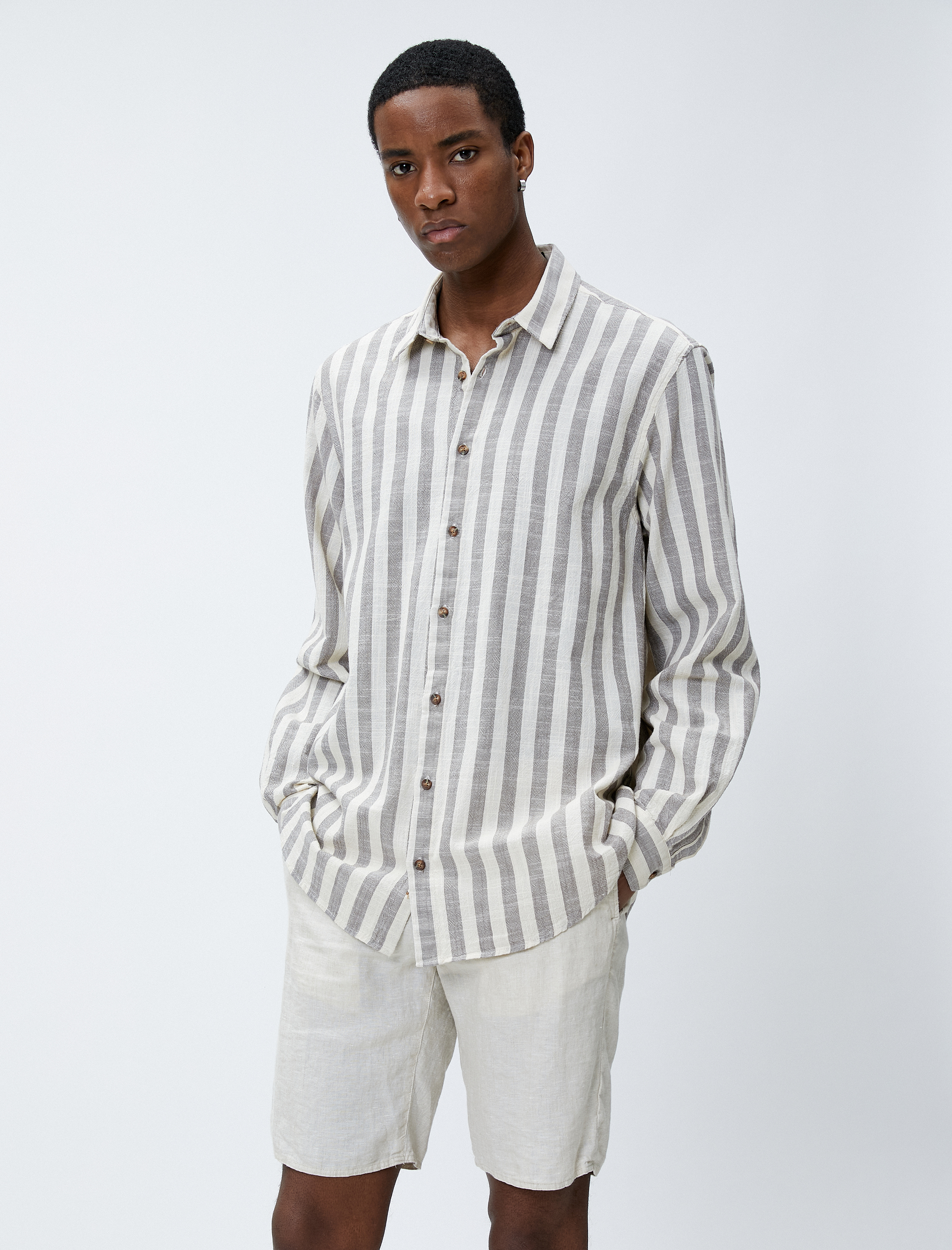   Klasik Yaka Gömlek Düğmeli Pamuklu