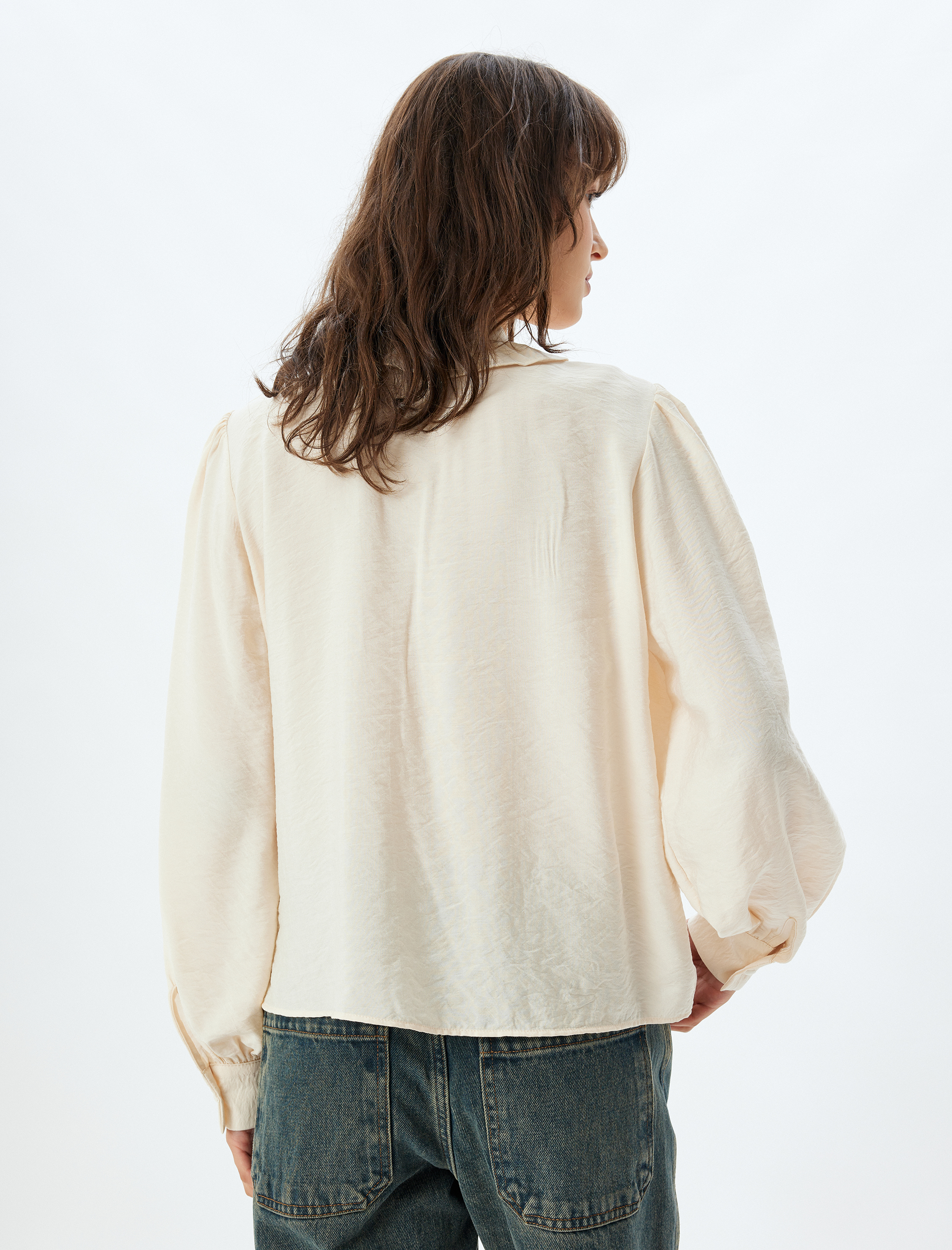 Koton X Sima Tarkan - Fiyonk Fular Yaka Gömlek Viskon Kumaş Uzun Kollu