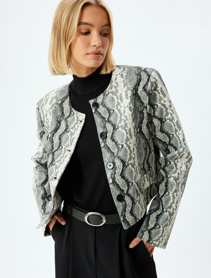  Suni Deri Ceket Yılan Derisi Görünümlü Yuvarlak Yaka Düğmeli