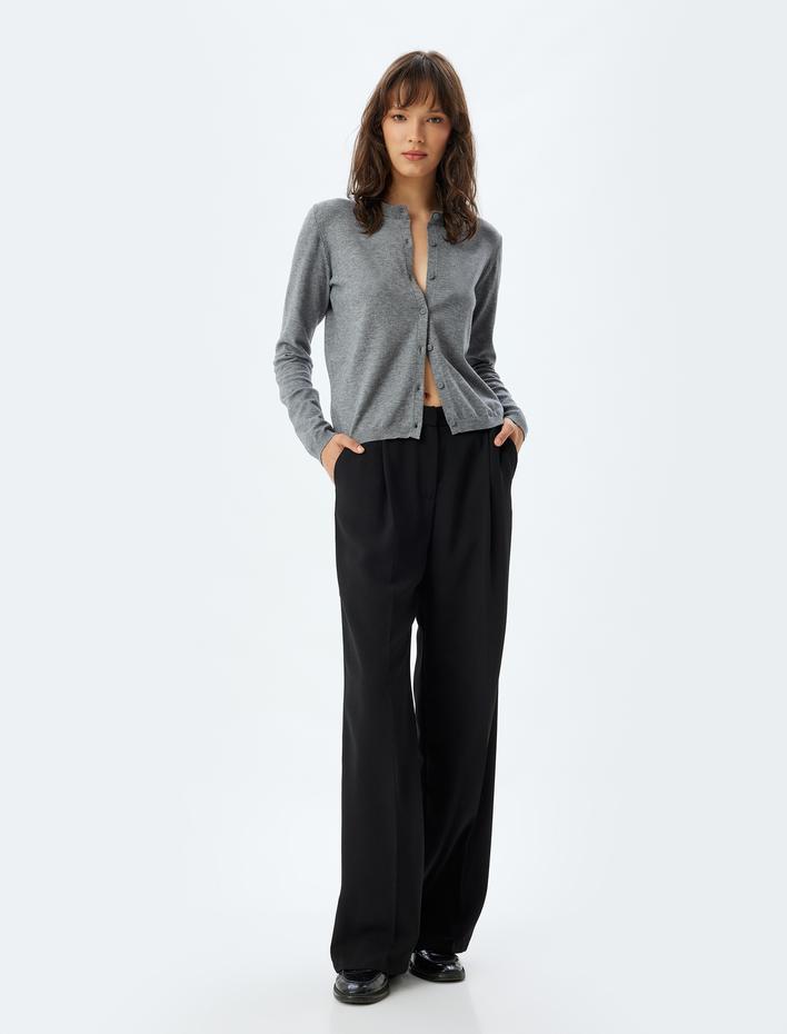  Triko Hırka Uzun Kollu Yuvarlak Yaka Düğmeli