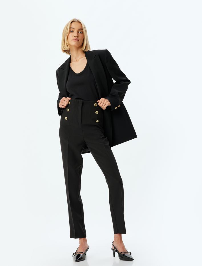  Havuç Kesim Gold Düğme Detaylı Yüksek Bel Kumaş Pantolon