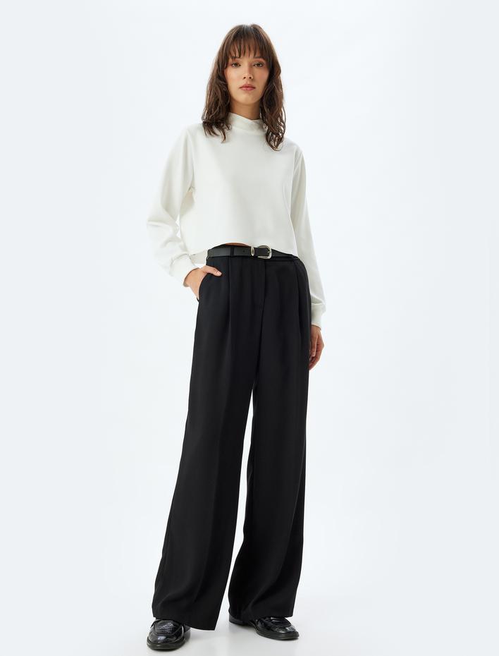  Uzun Kollu Basic Dik Yaka Sweatshirt