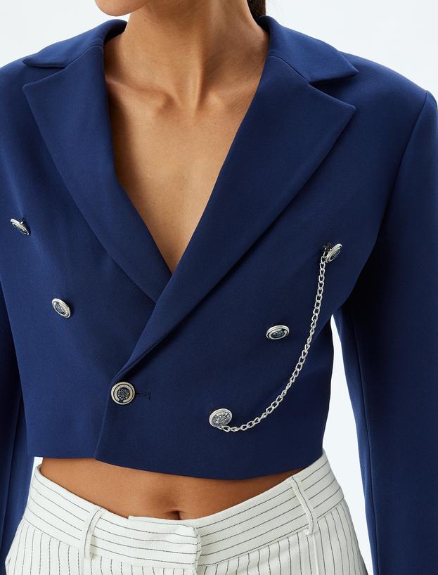 Kruvaze Crop Blazer Ceket Ters Yaka Armürlü Zincir Detaylı Düğmeli_4