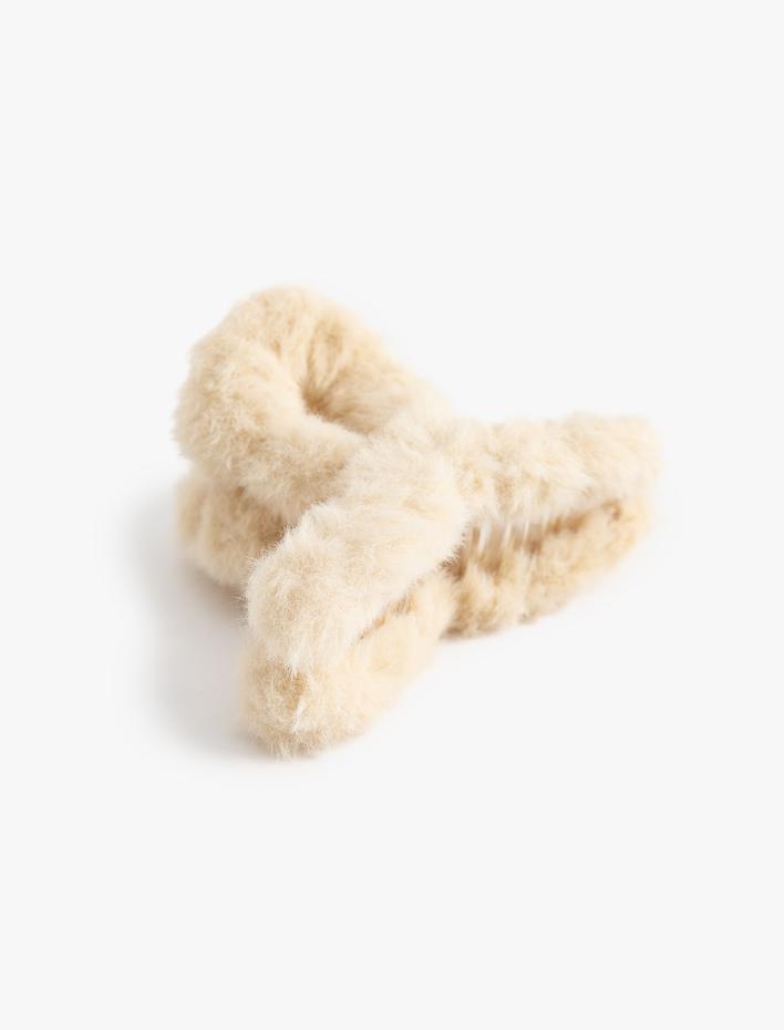 Kadın Kıskaç Toka Peluş Detaylı