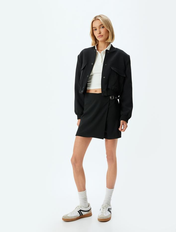  Yarım Kemer Detaylı Kruvaze Mini Şort Etek