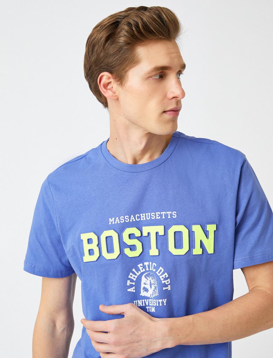   Boston Baskılı Tişört