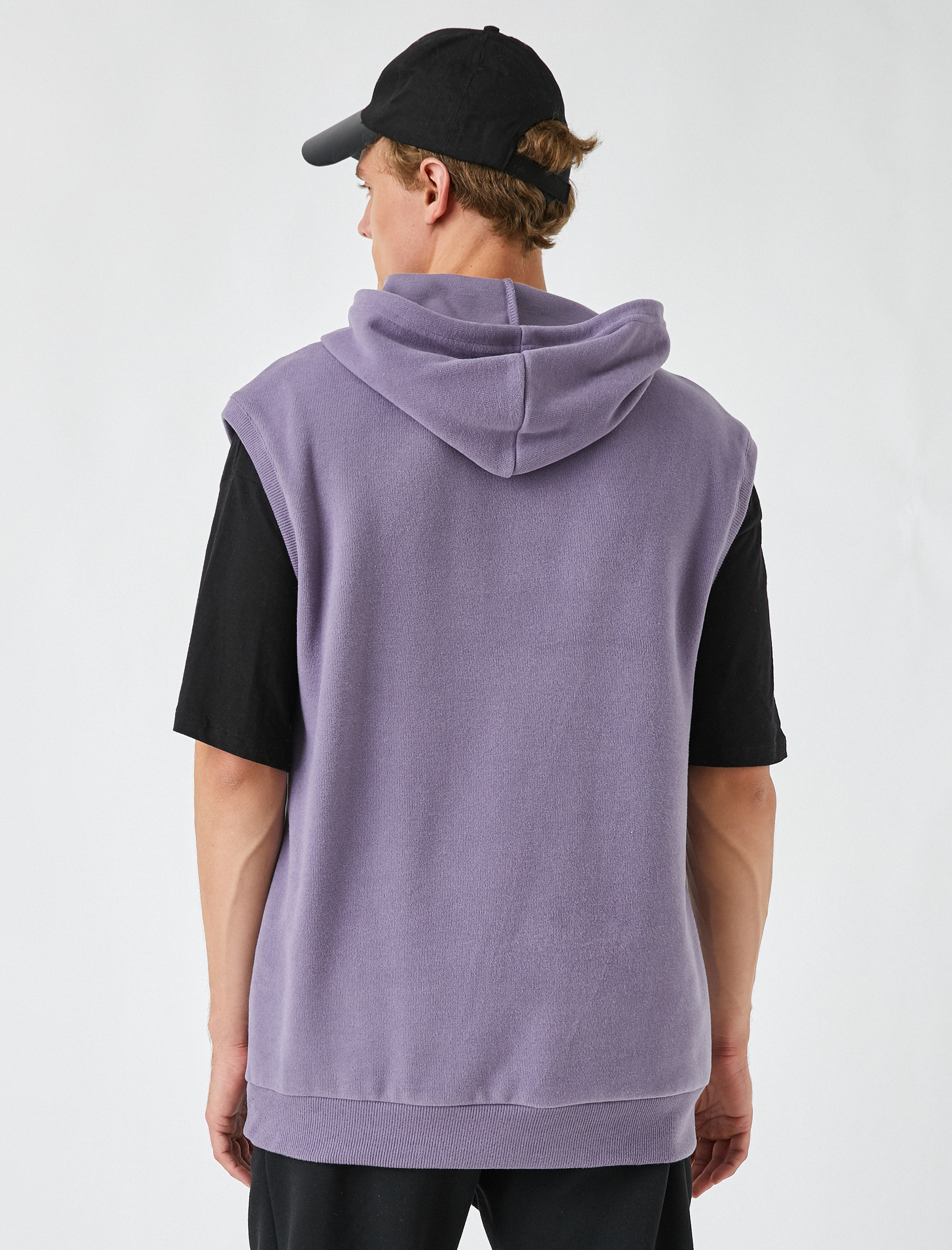   Kolsuz Kapüşonlu Sweatshirt