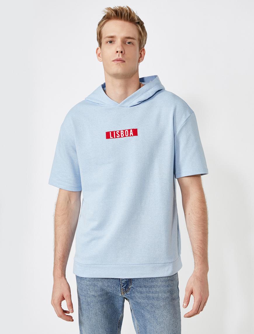   Kısa Kollu Baskılı Kapüşonlu Sweatshirt