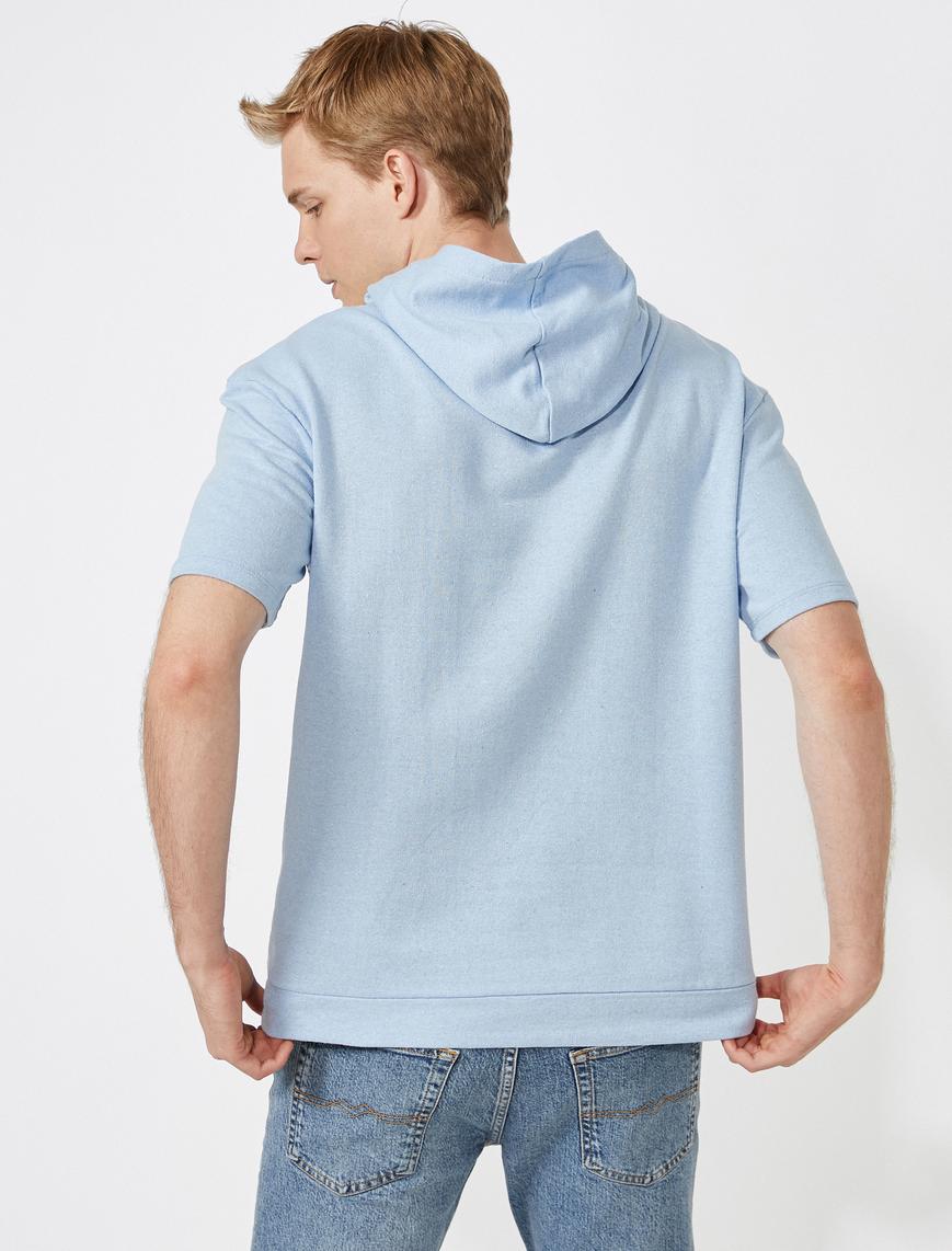   Kısa Kollu Baskılı Kapüşonlu Sweatshirt