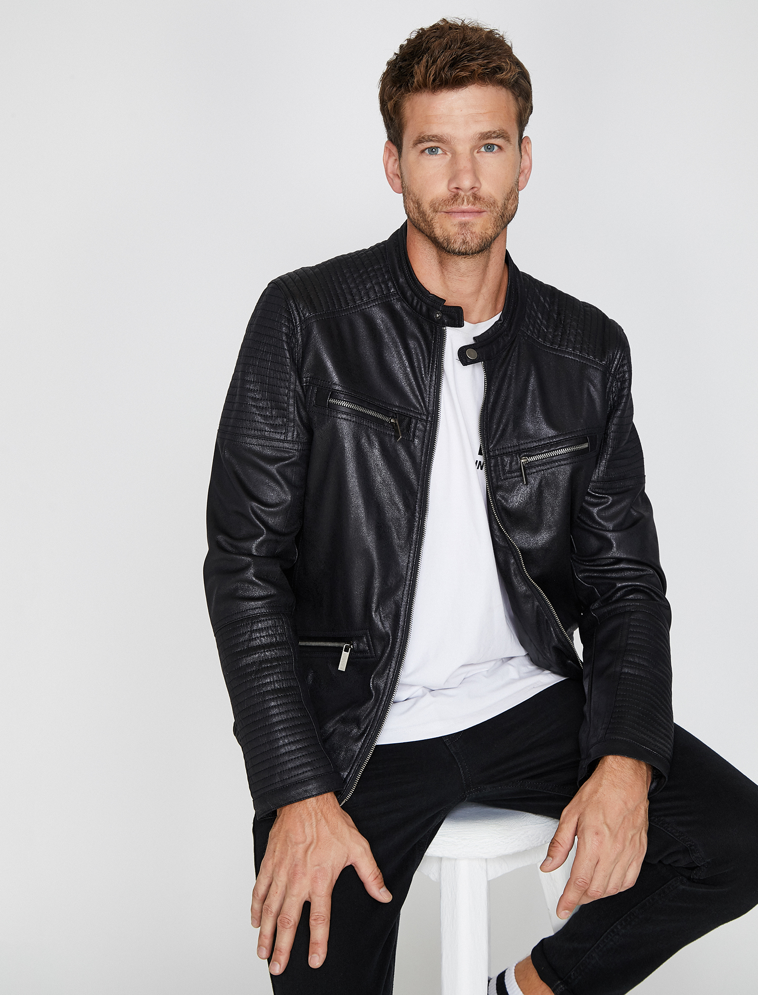   Deri Görünümlü Mont