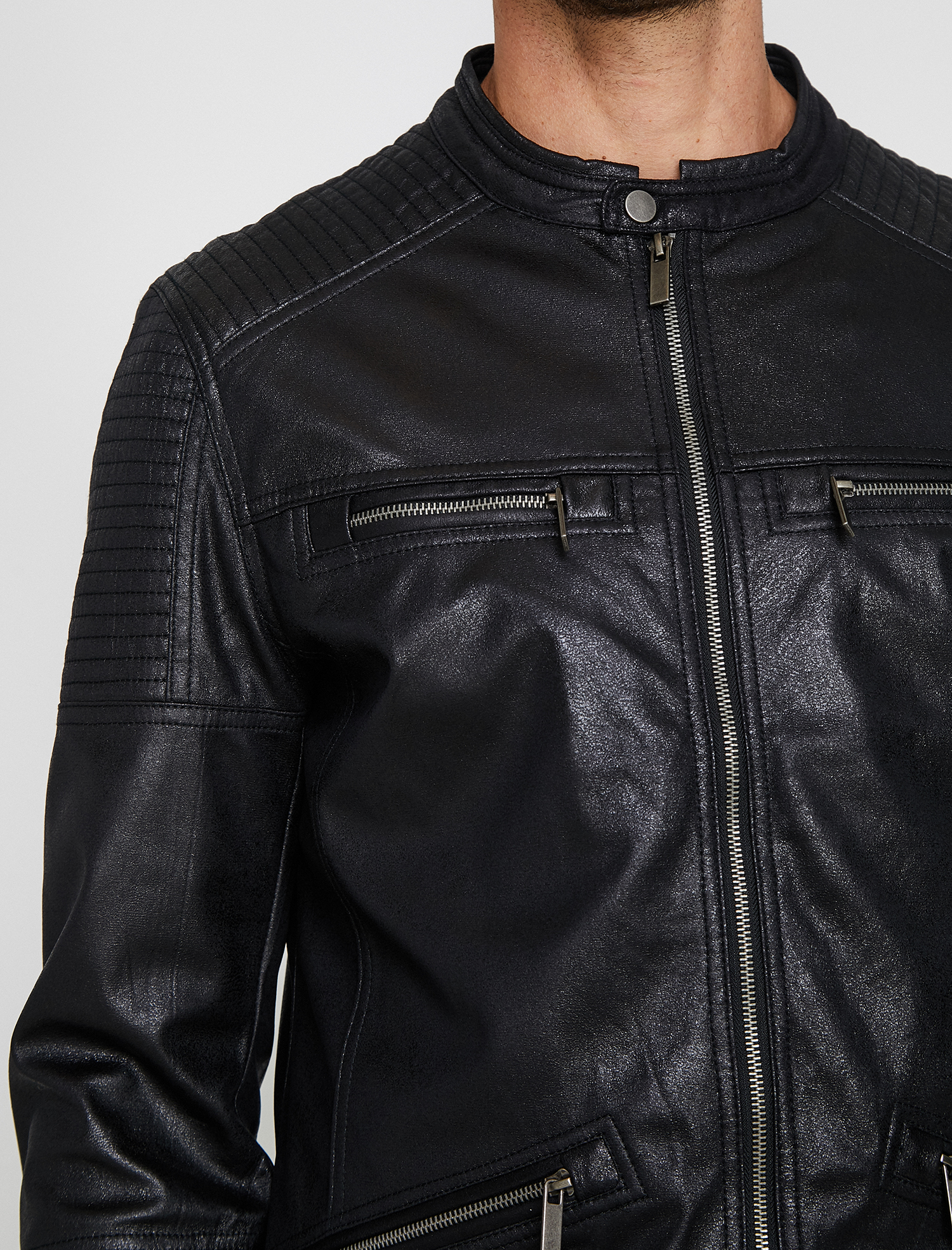   Deri Görünümlü Mont