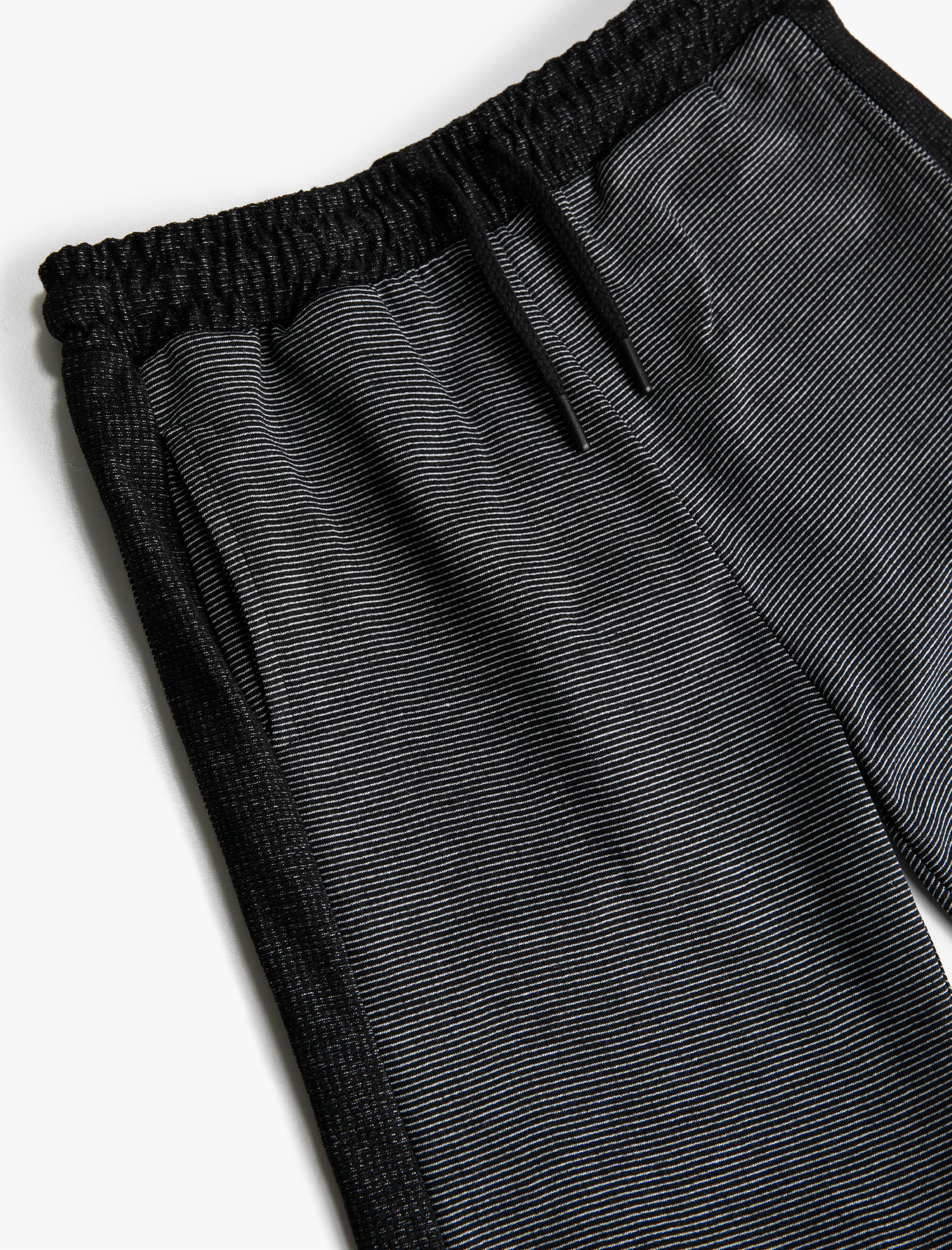  Erkek Çocuk Basic Şort Beli Bağcıklı