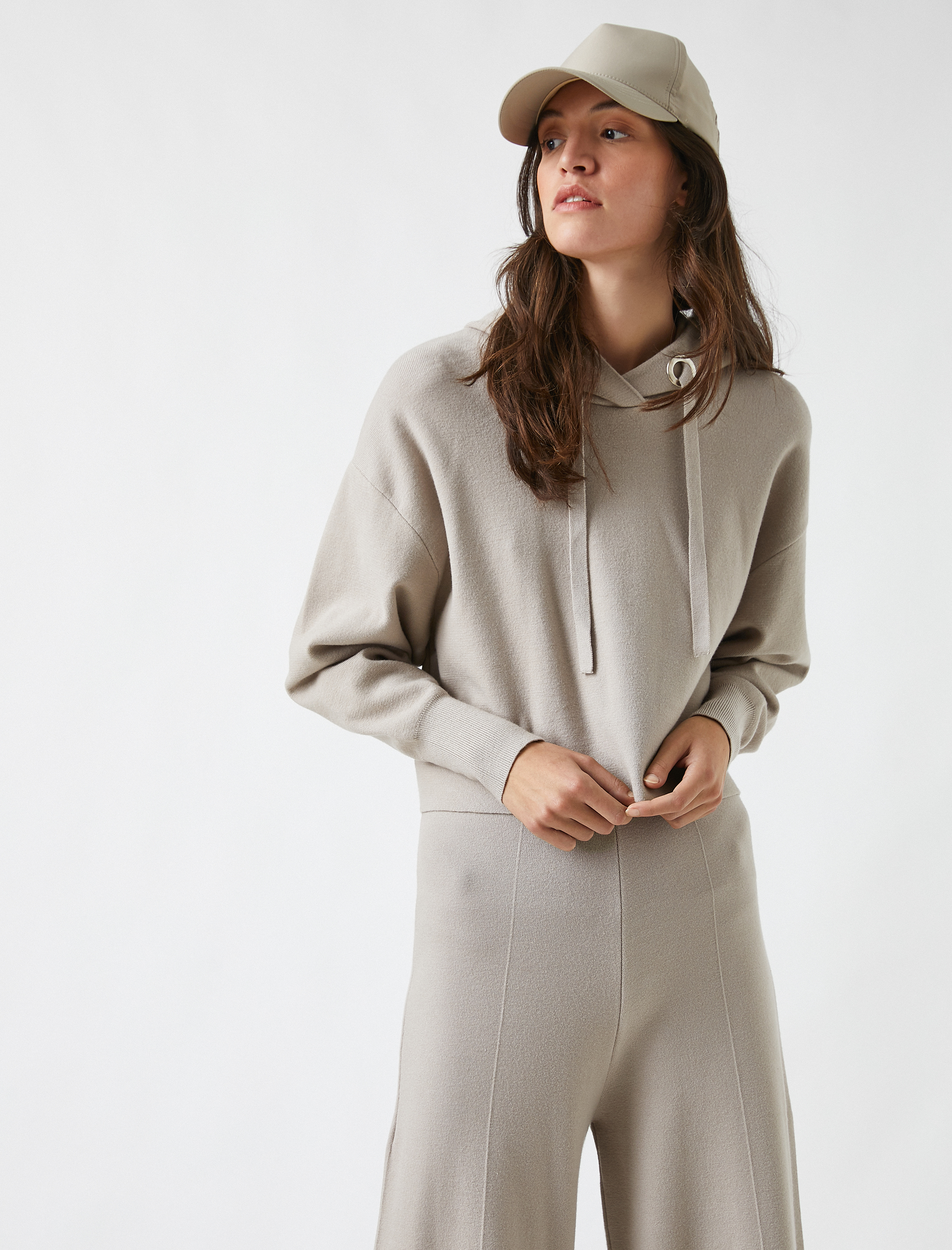   Kapüşonlu Triko Kazak Uzun Kollu