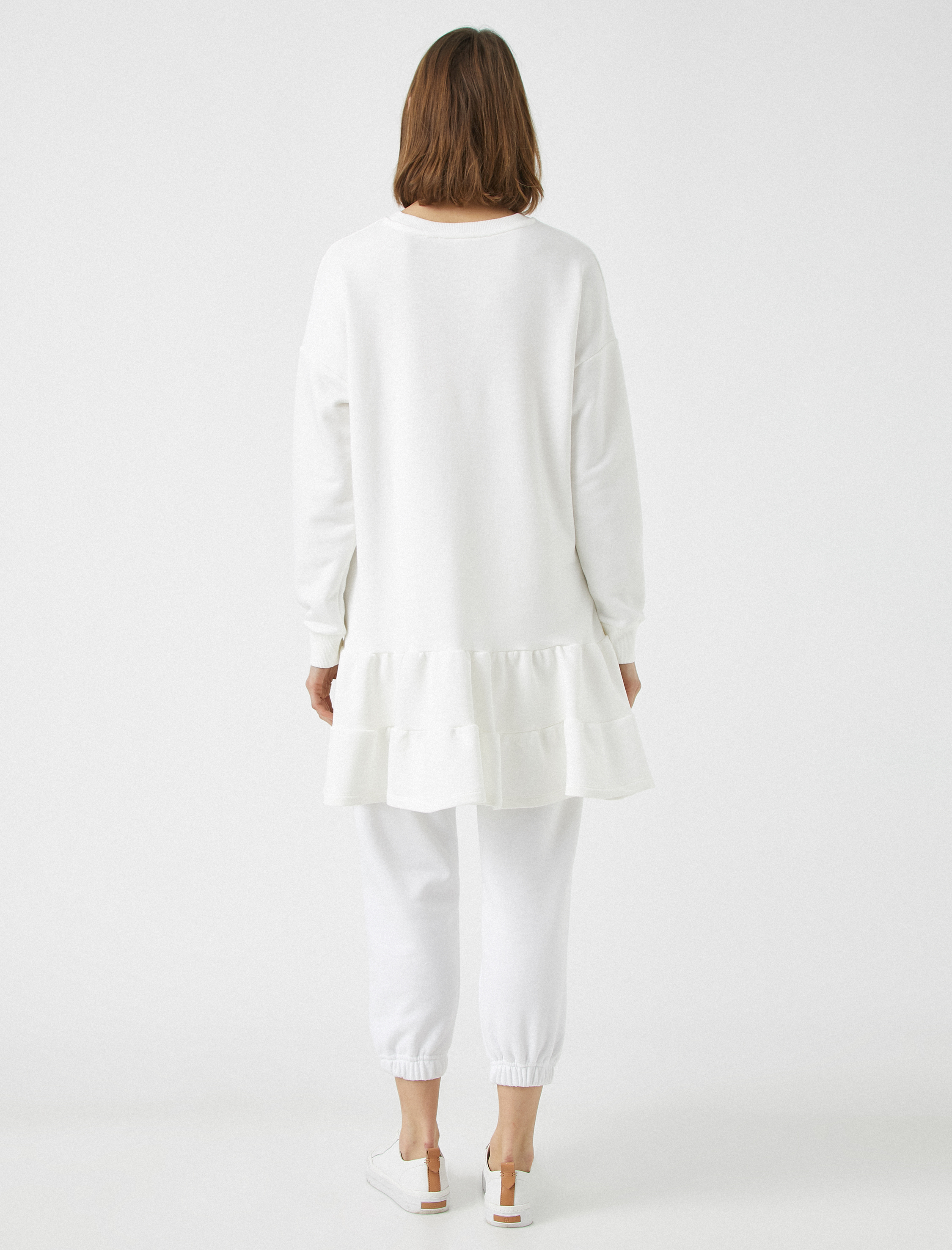 Pamuklu Bisiklet Yaka Uzun Kollu Oversize Kısa Elbise