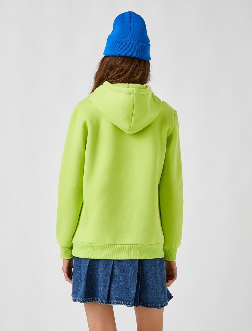   Kapüşonlu Kanguru Cepli Sweatshirt