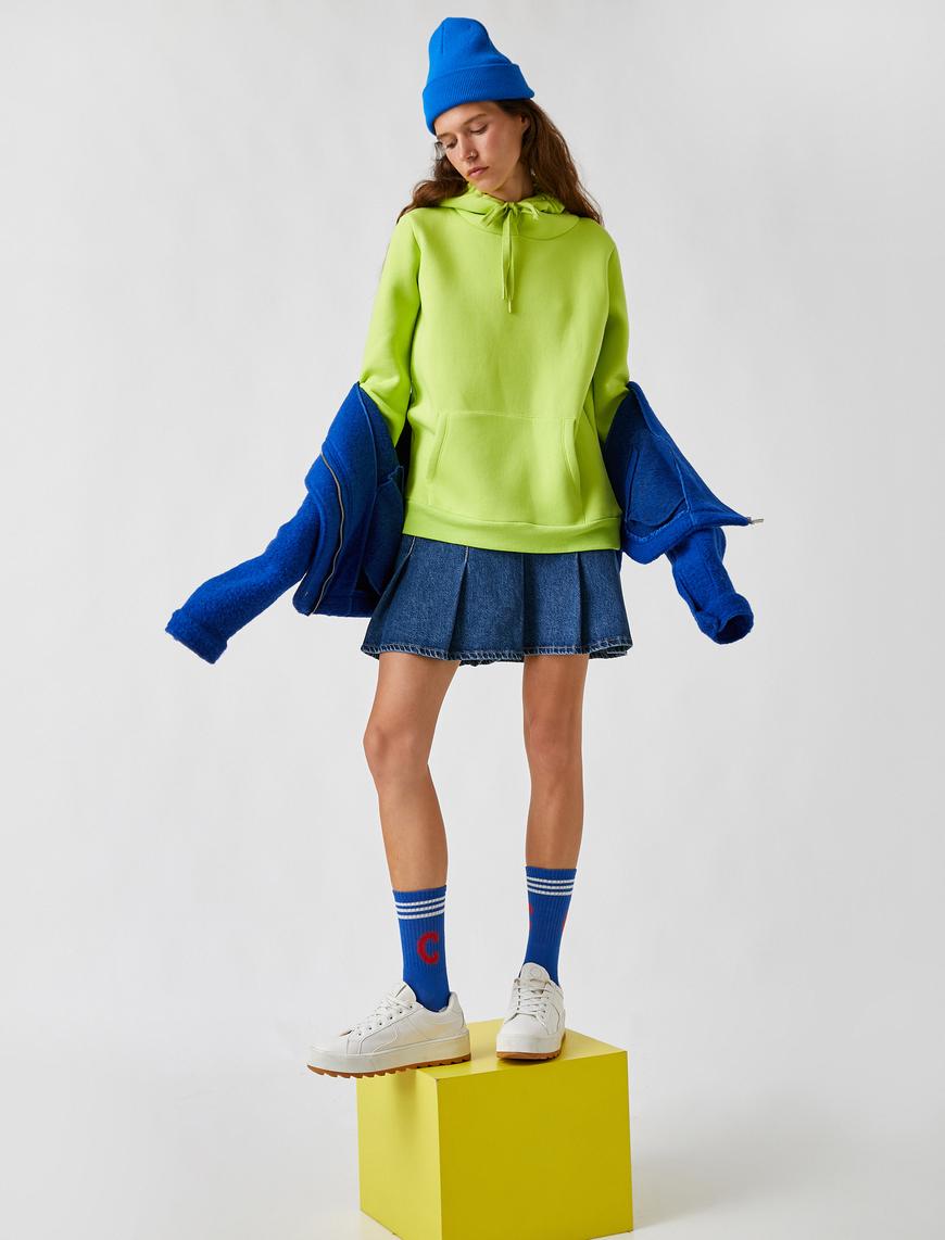   Kapüşonlu Kanguru Cepli Sweatshirt