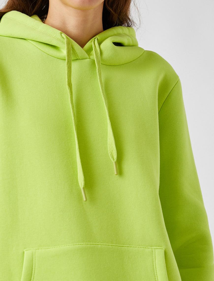   Kapüşonlu Kanguru Cepli Sweatshirt
