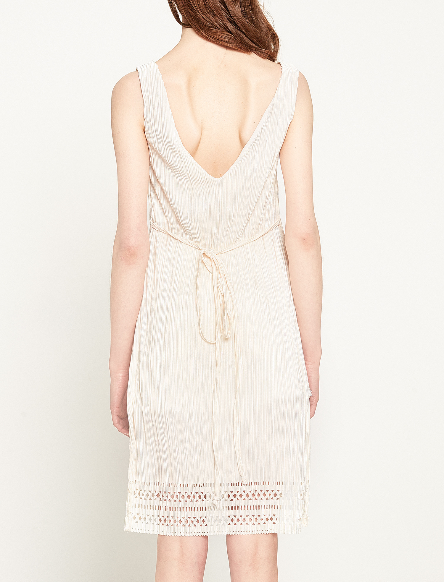   Yırtmaç Detaylı Tunik