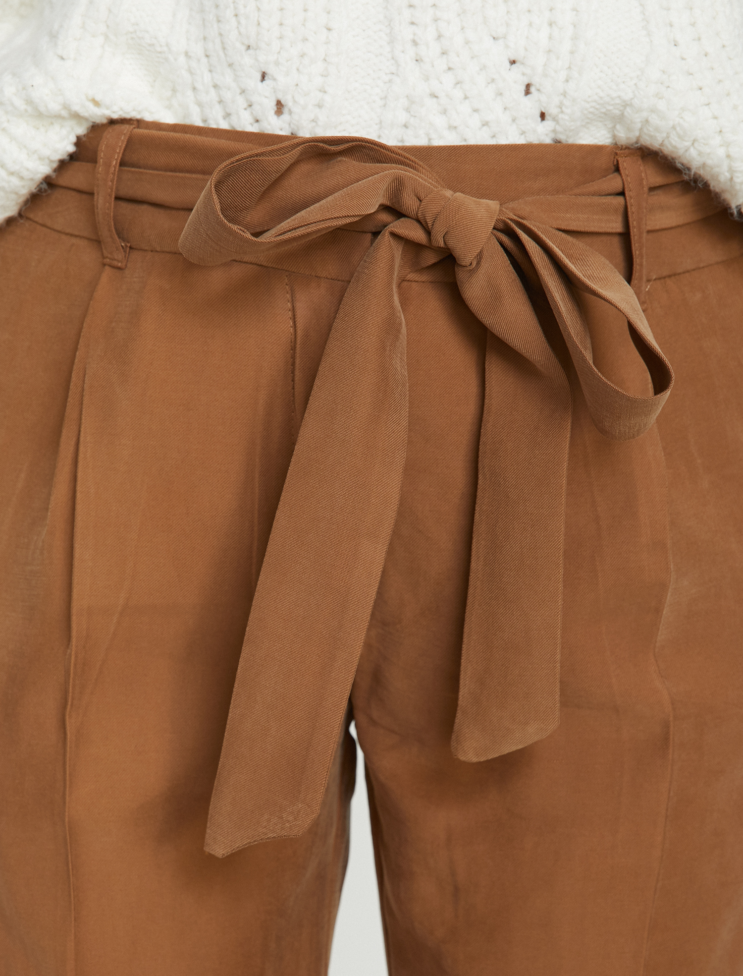   Beli Bağlamalı Pantolon